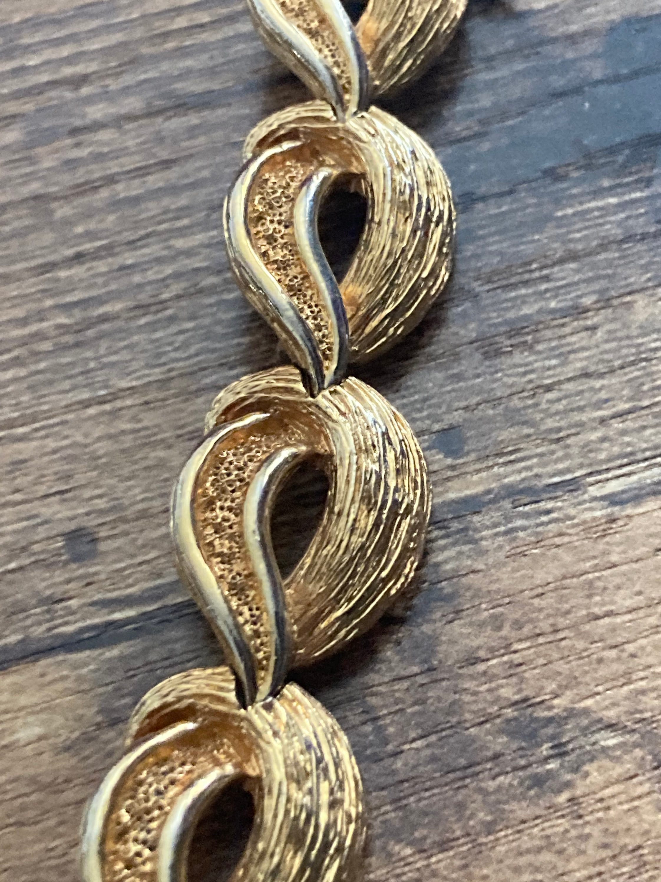 abstract chain link bracelet 1970s modernist period gold tone mid century