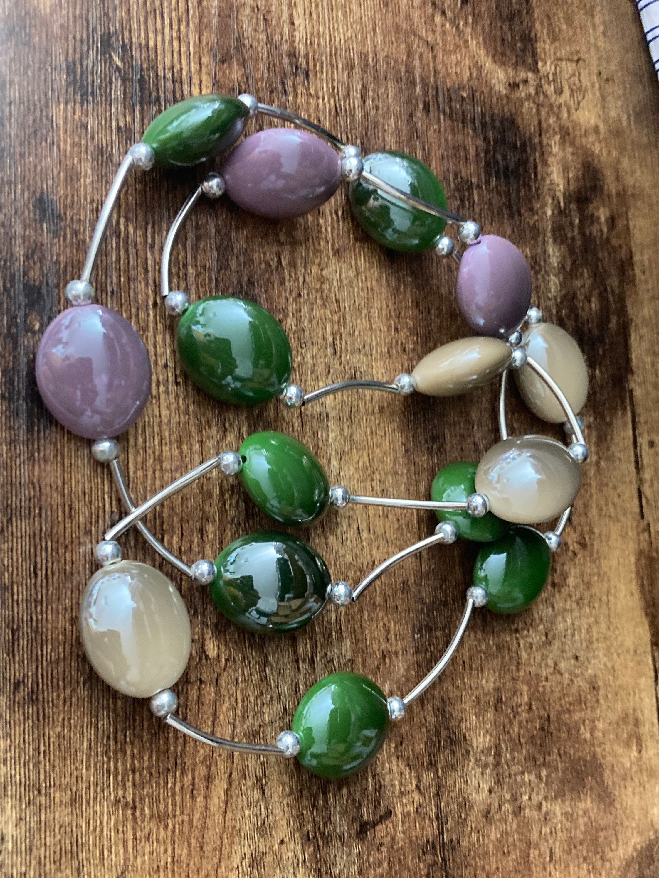 Vintage green purple and silver plastic pebble beaded necklace 84cm long