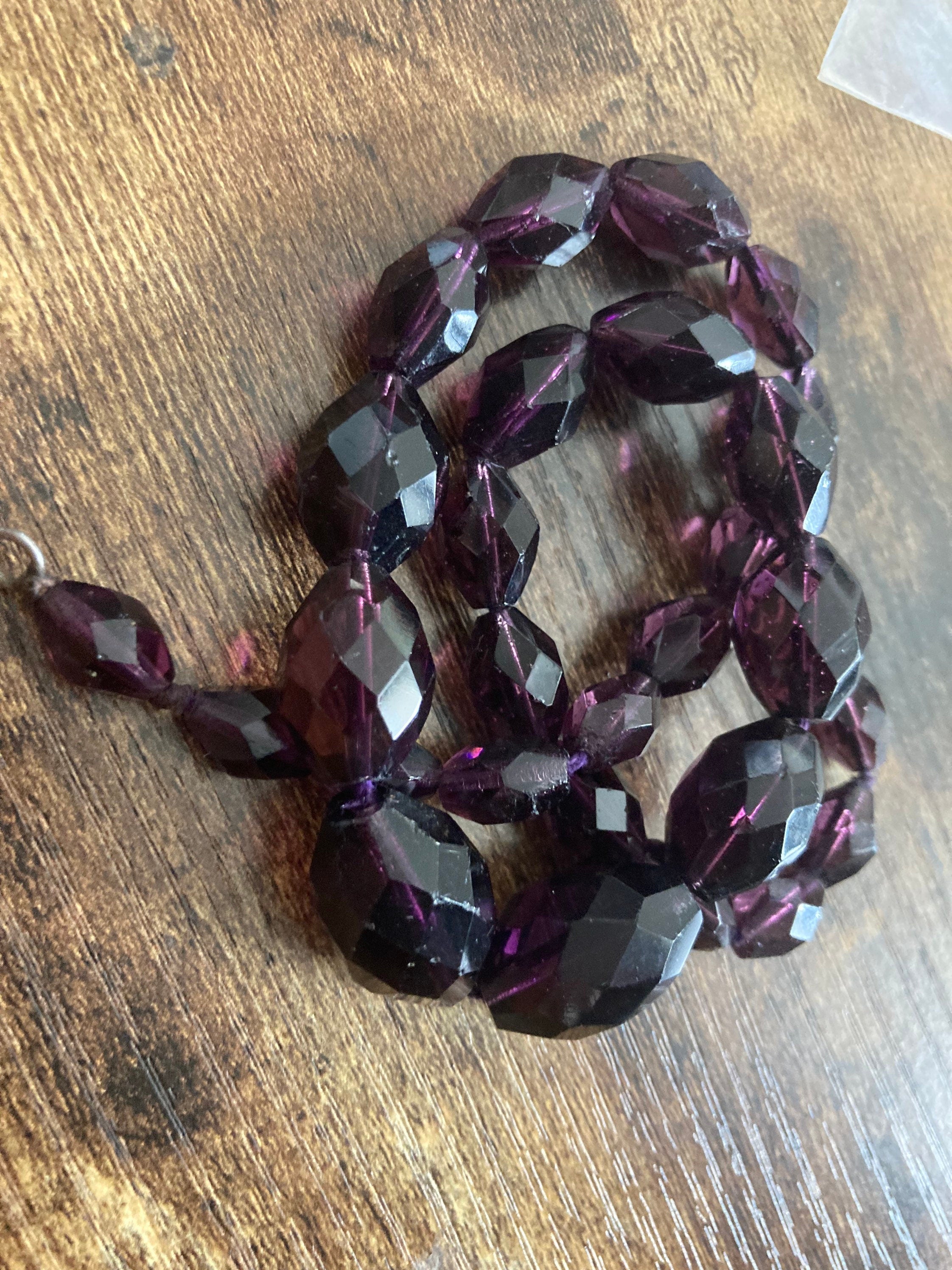 Vintage dark purple amethyst cut glass bicone beaded necklace 45cm