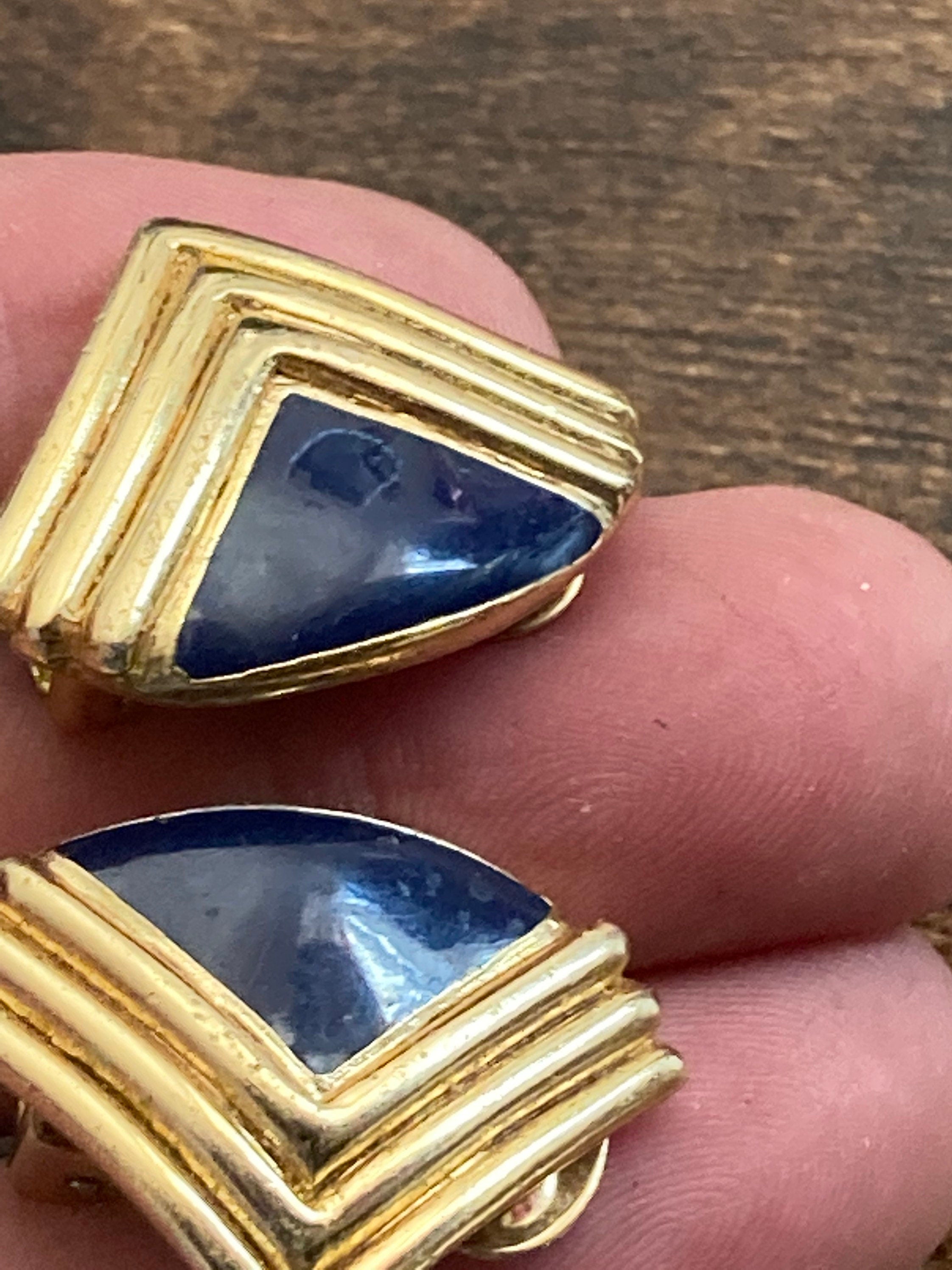 Vintage 1980s Navy blue enamel fan shaped Clip On round Gold Tone Stud Earrings