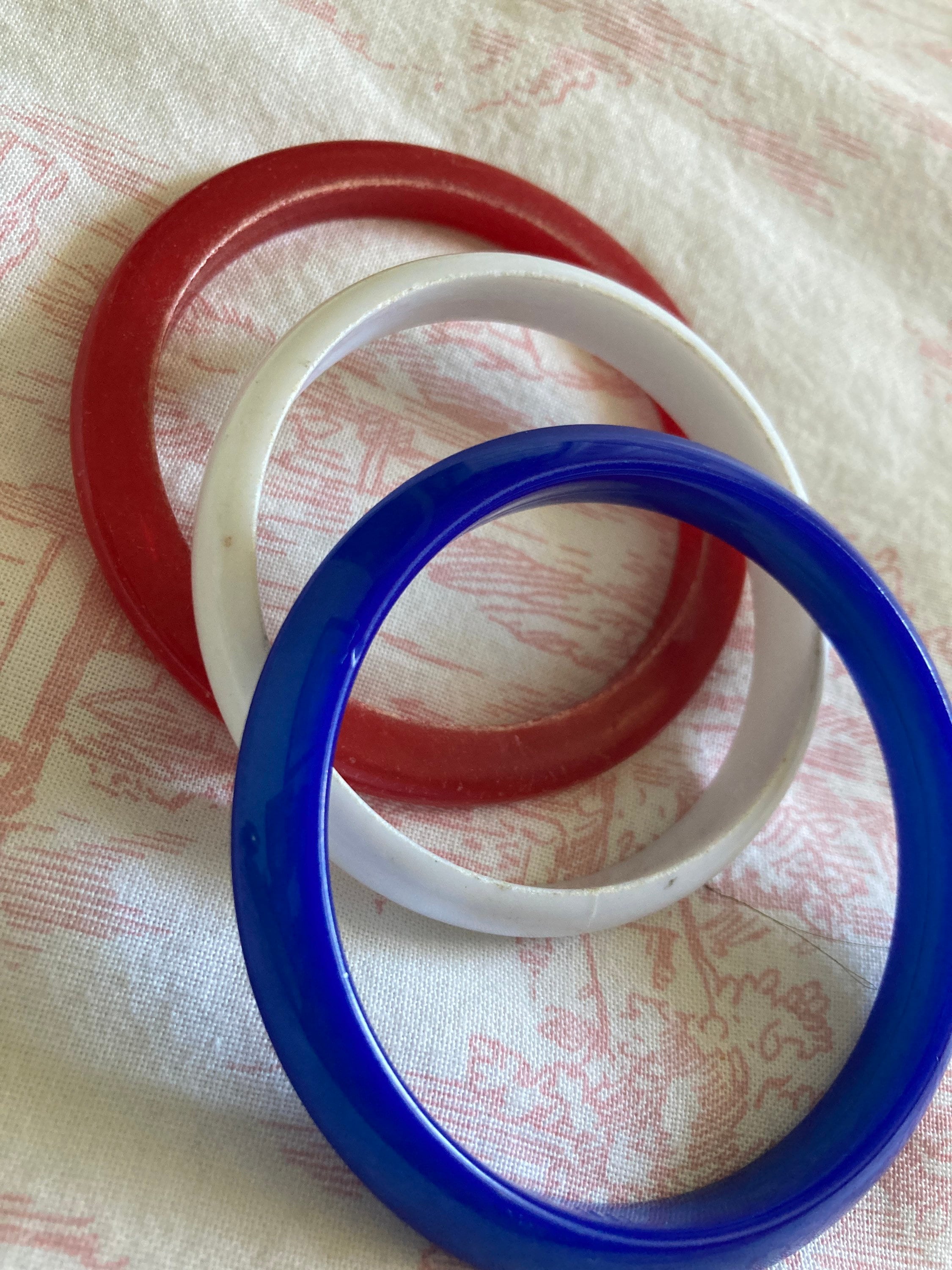 Slim wrist RED WHITE BLUE stack of vintage plastic bangles