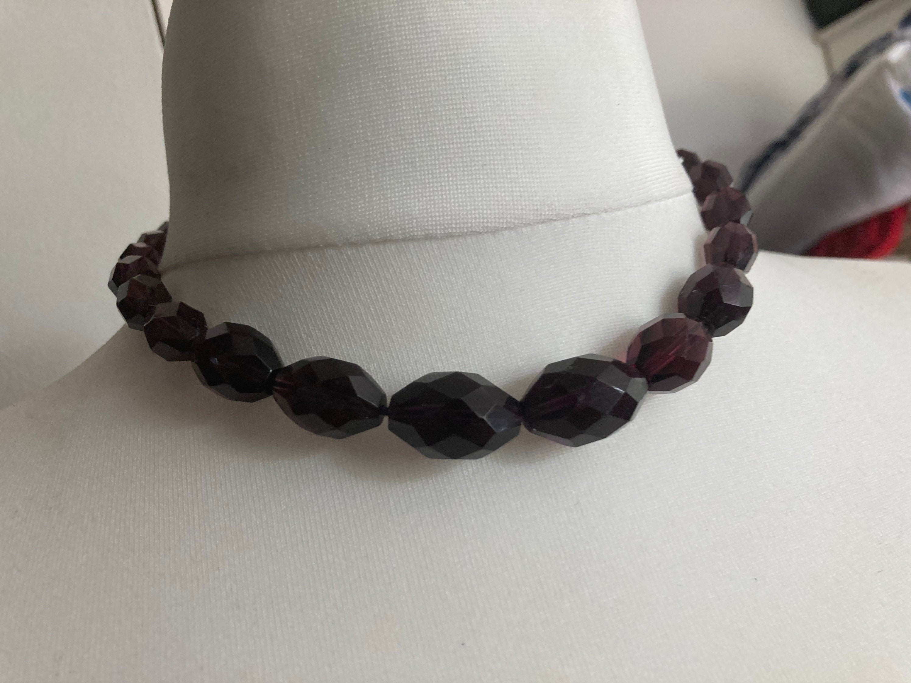Vintage dark purple amethyst cut glass bicone beaded necklace 45cm