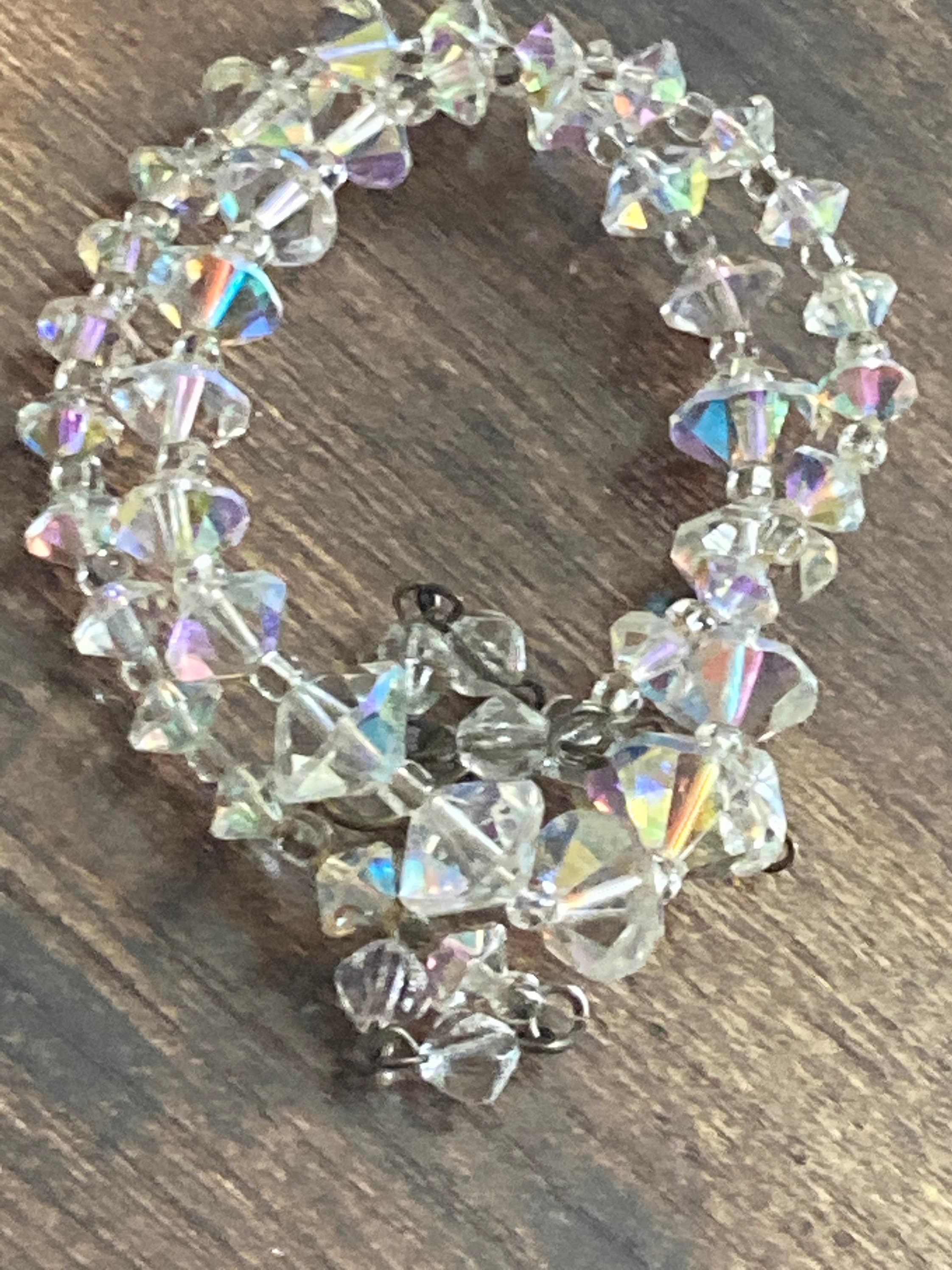 Petite fit mid century faceted glass single strand bicone beaded clear diamanté crystal necklace