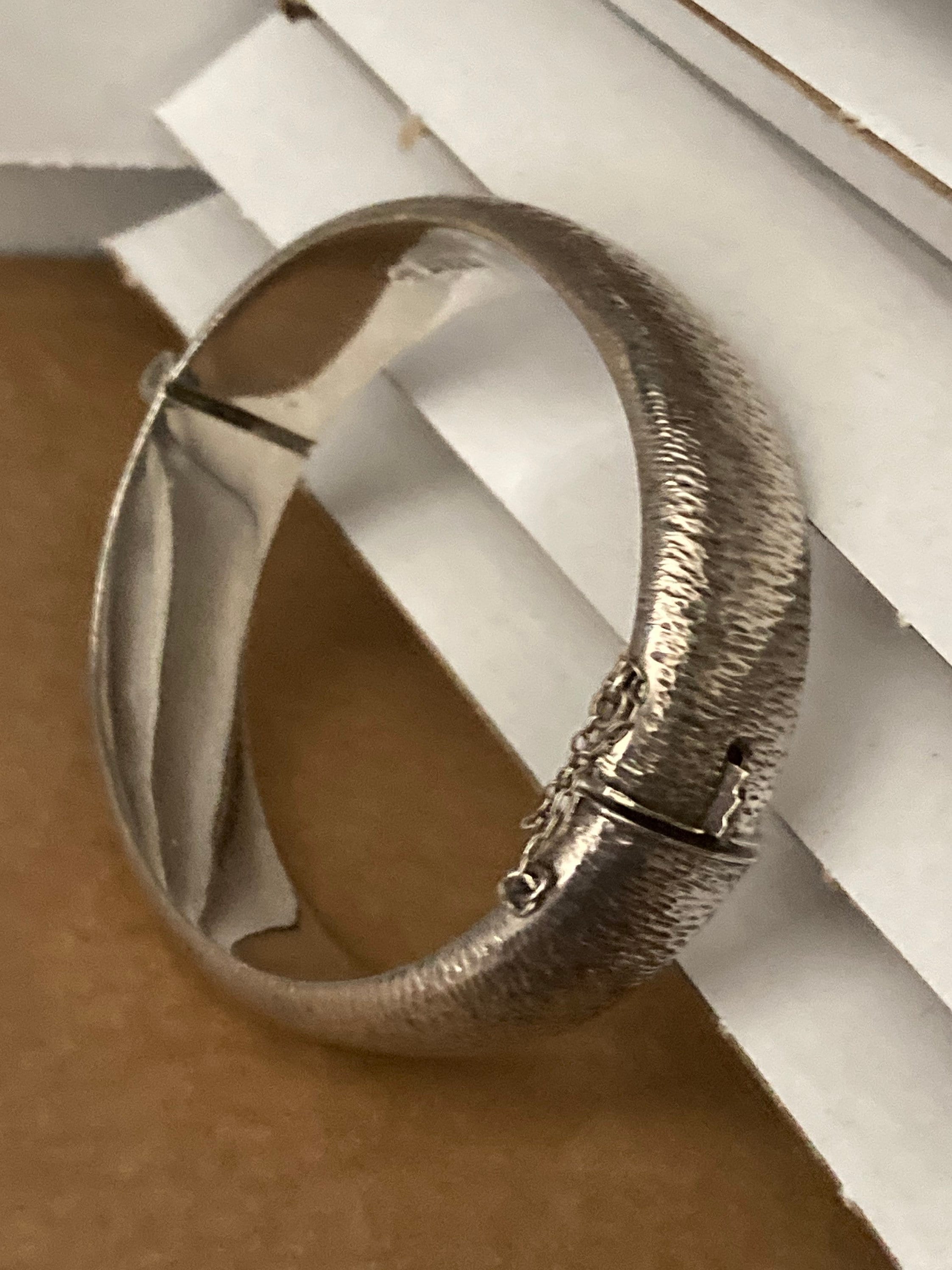 Vintage 1971 17mm Wide sterling silver engraved bark 925 ornate bangle 24.2gms note a couple of small dents