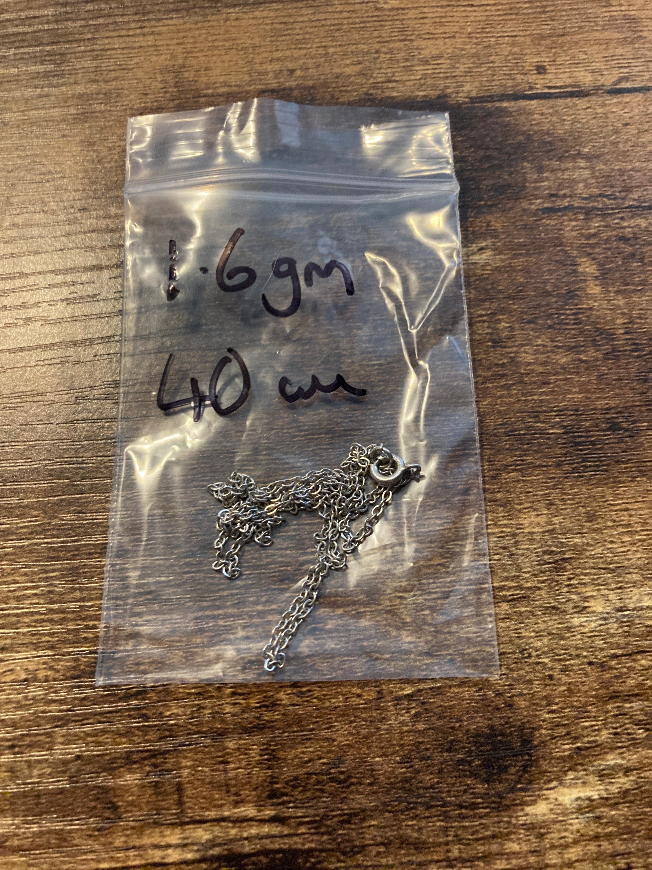 Plain simple 925 Sterling silver chain necklace 1.6 gm 40cm