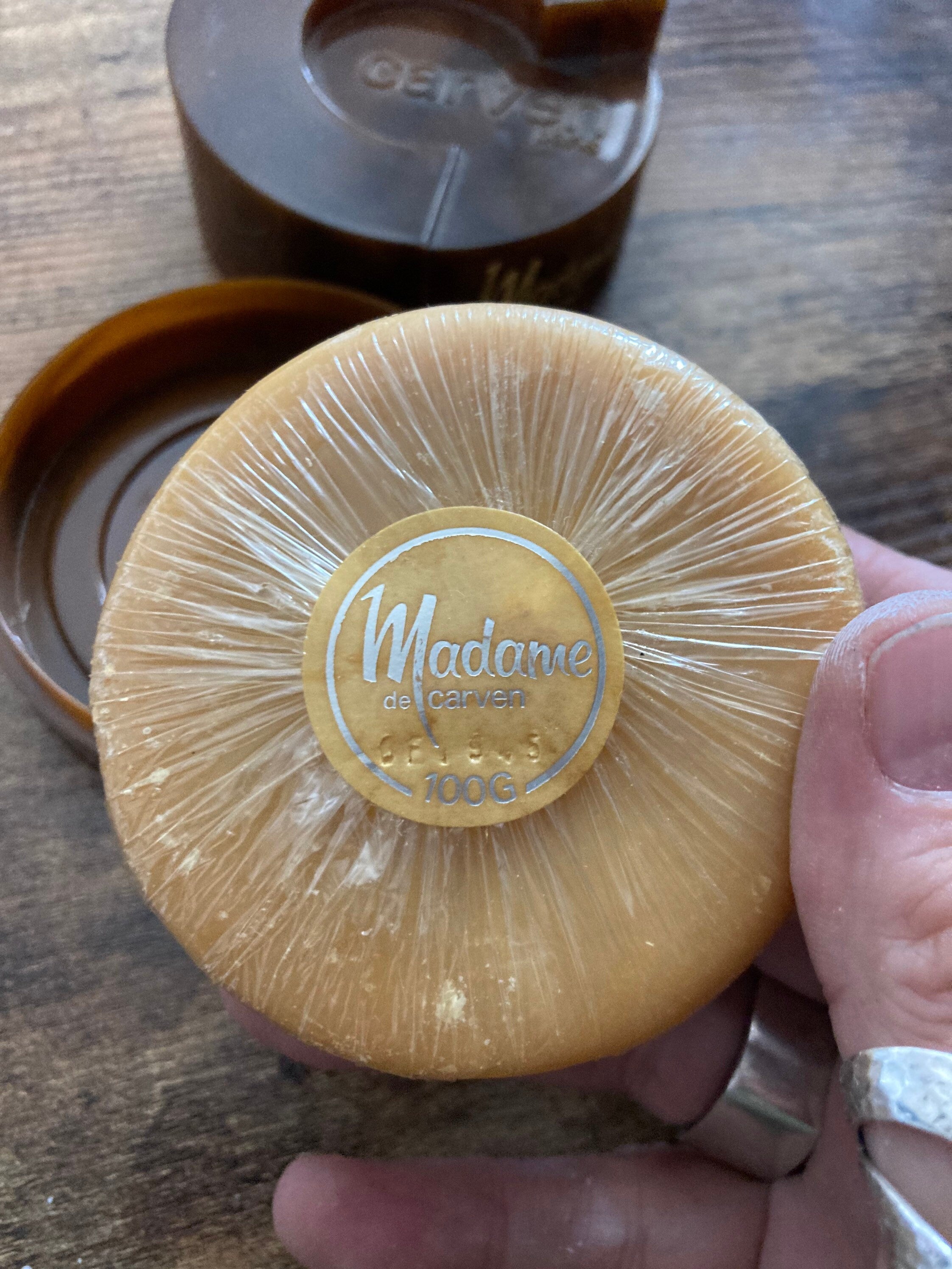 Madame de carven Paris sealed soap in brown plastic box vintage cosmetics