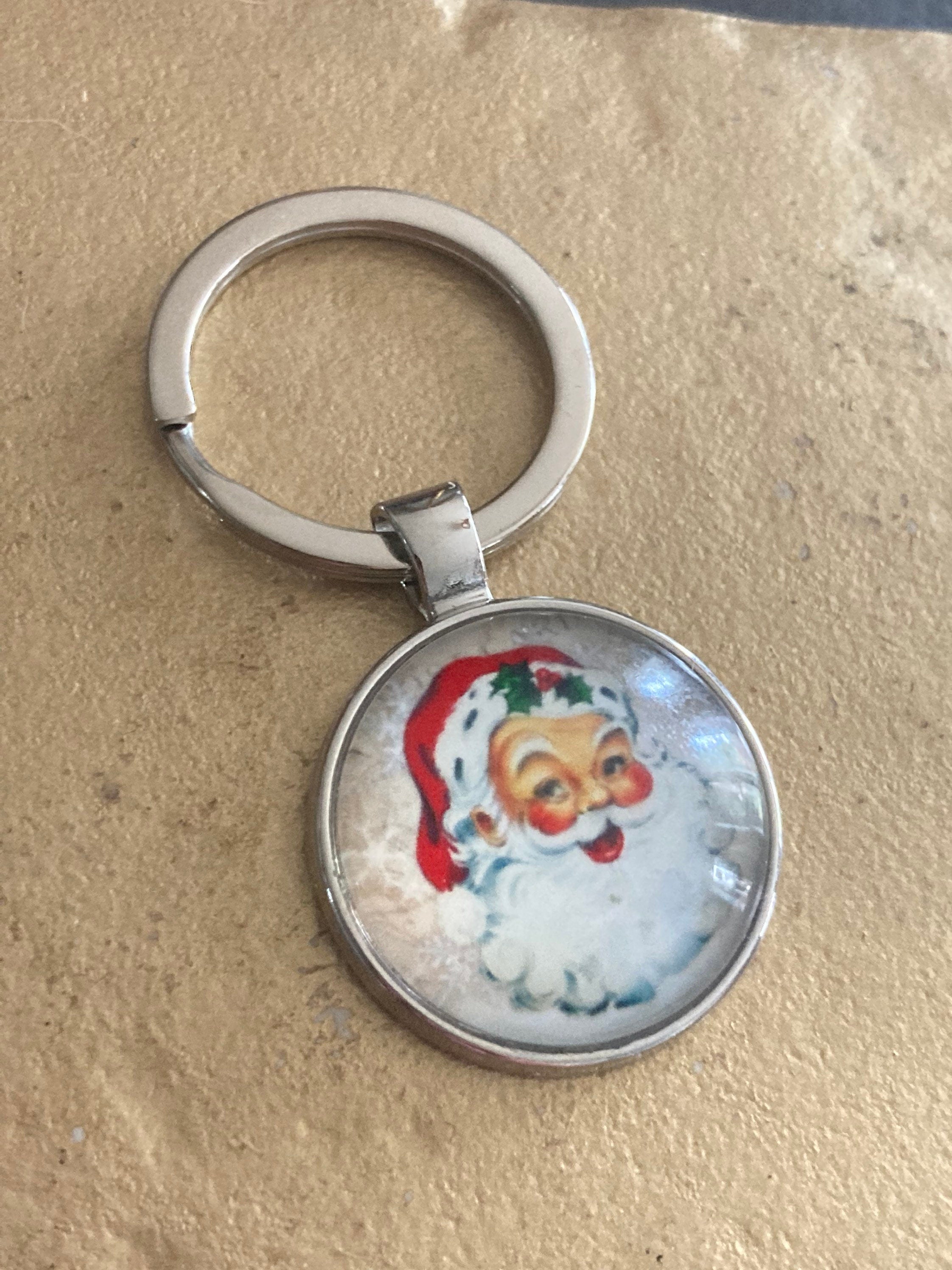 Traditional Santa Claus father Christmas keyring stocking filler