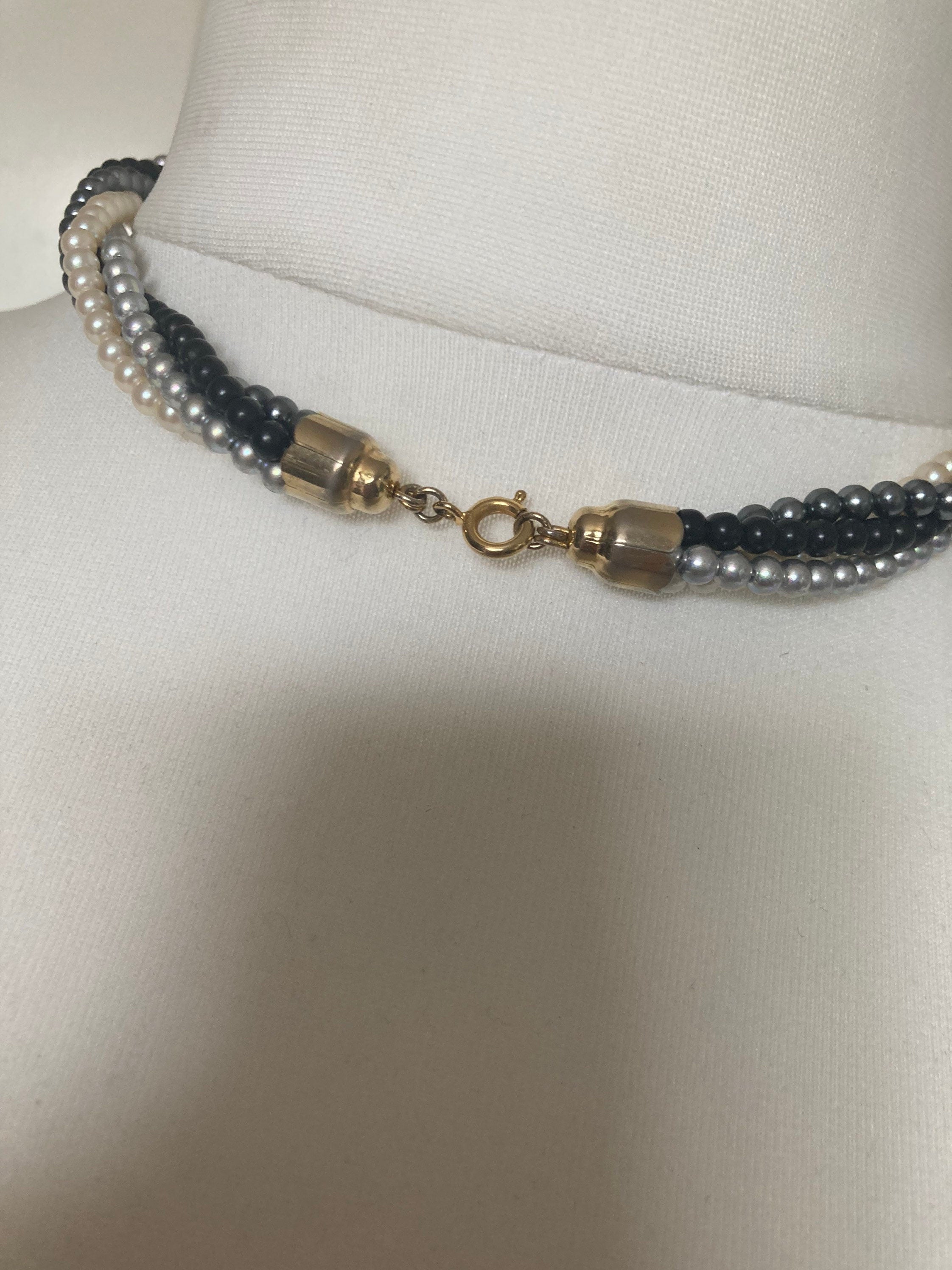 Vintage retro black cream grey plastic beaded Pearl twisted multi strand choker necklace gold tone