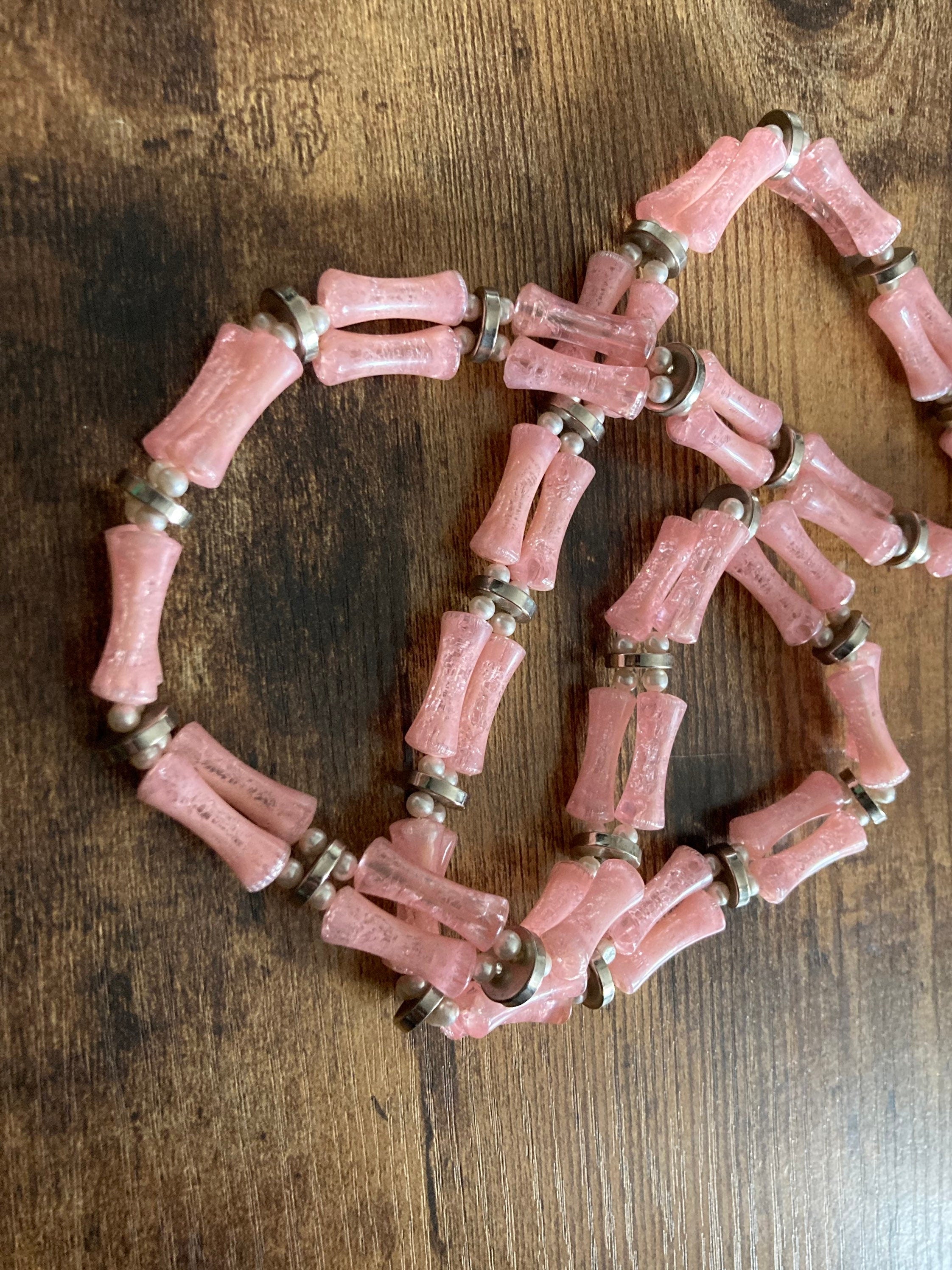 Vintage 1960s 2 strand pink plastic beaded faux Pearl long necklace