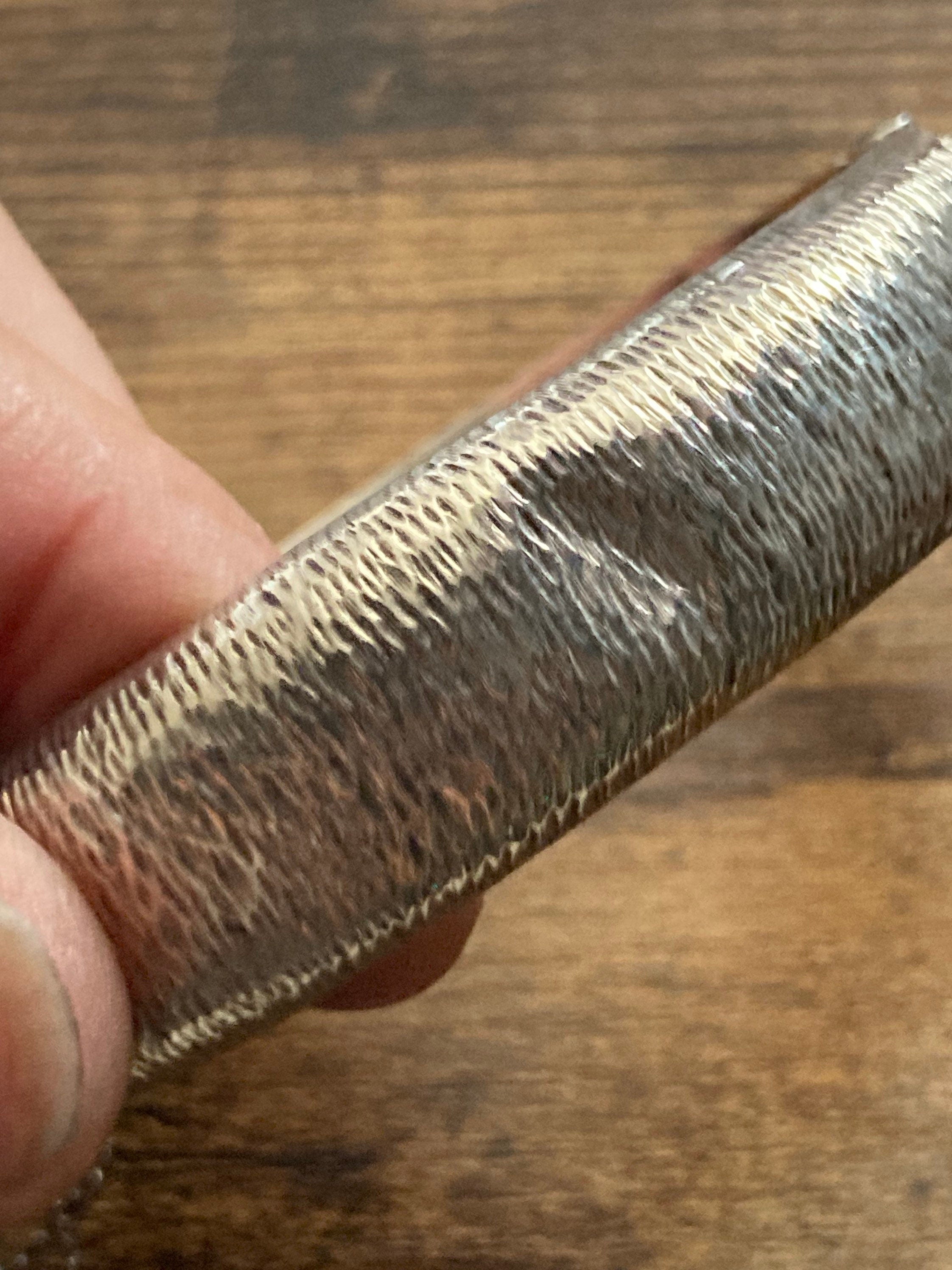 Vintage 1971 17mm Wide sterling silver engraved bark 925 ornate bangle 24.2gms note a couple of small dents