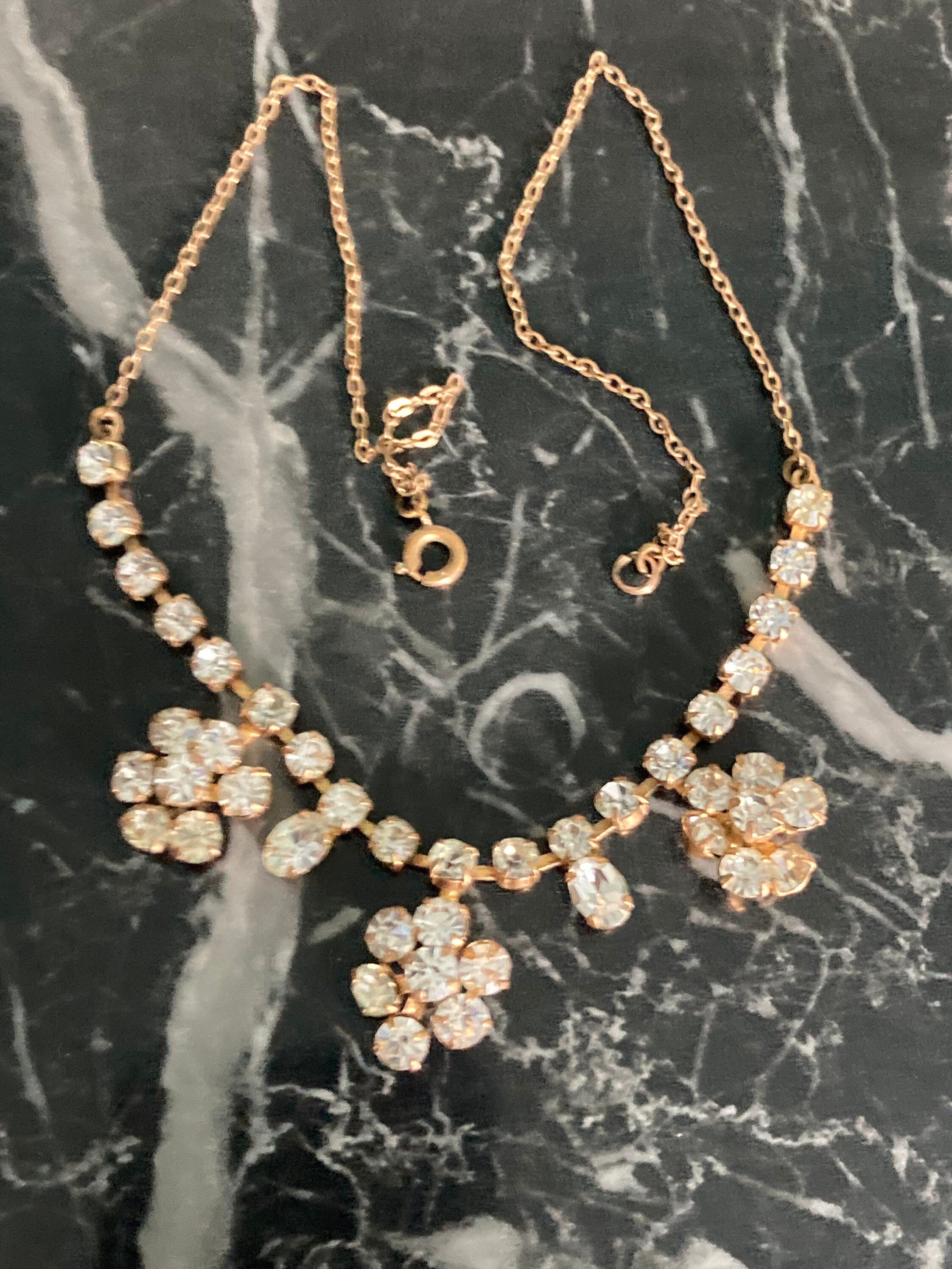Vintage diamanté rhinestone crystal gold tone cocktail necklace 39cm