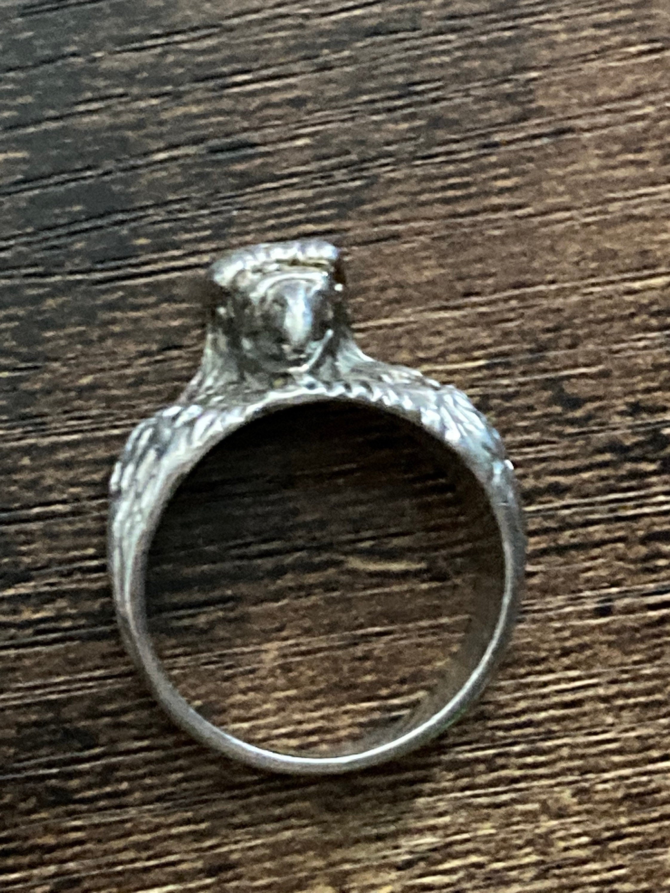 Size Q Mens large cast eagle bird ring Solid silver not hallmarked white metal