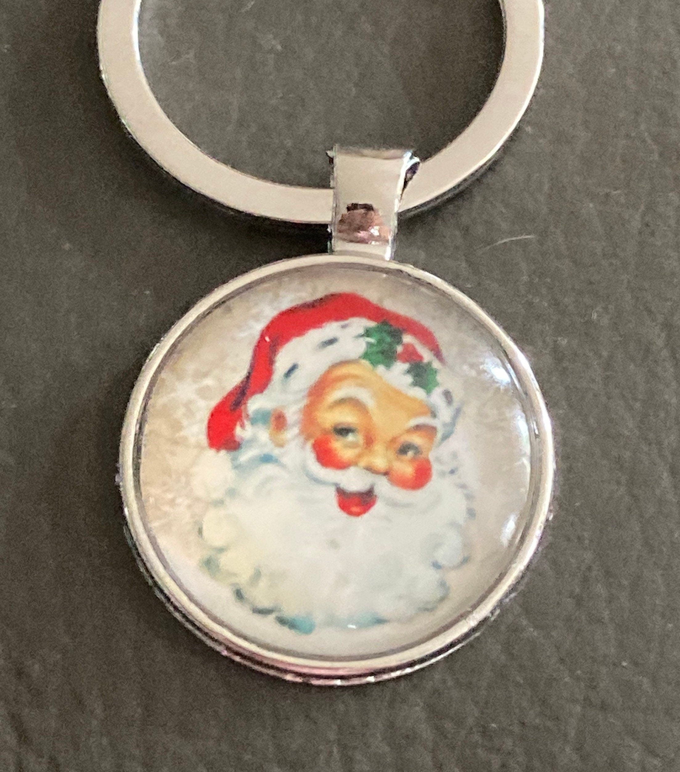 Traditional Santa Claus father Christmas keyring stocking filler