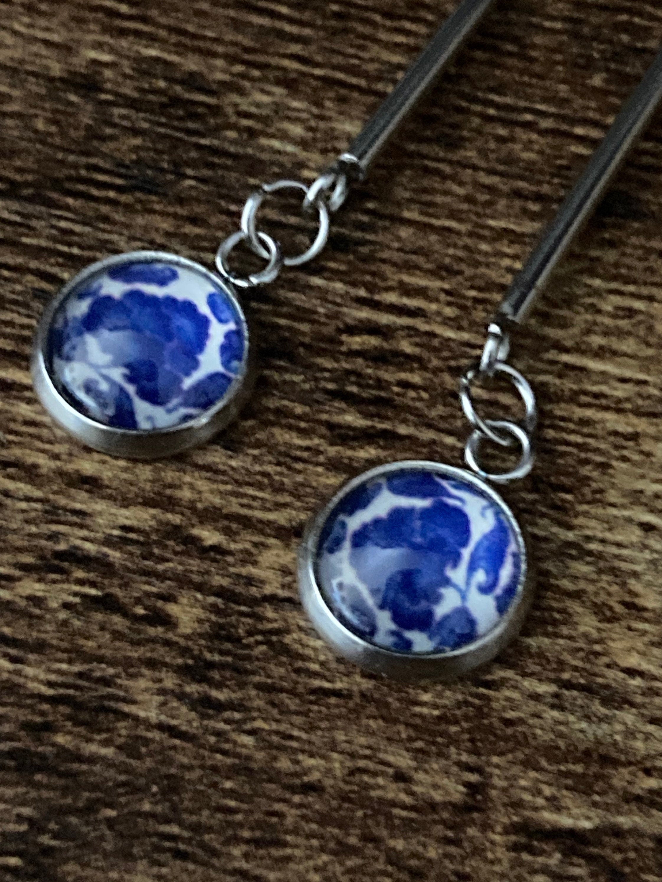 blue white Amari style dangly drop earrings pierced ears