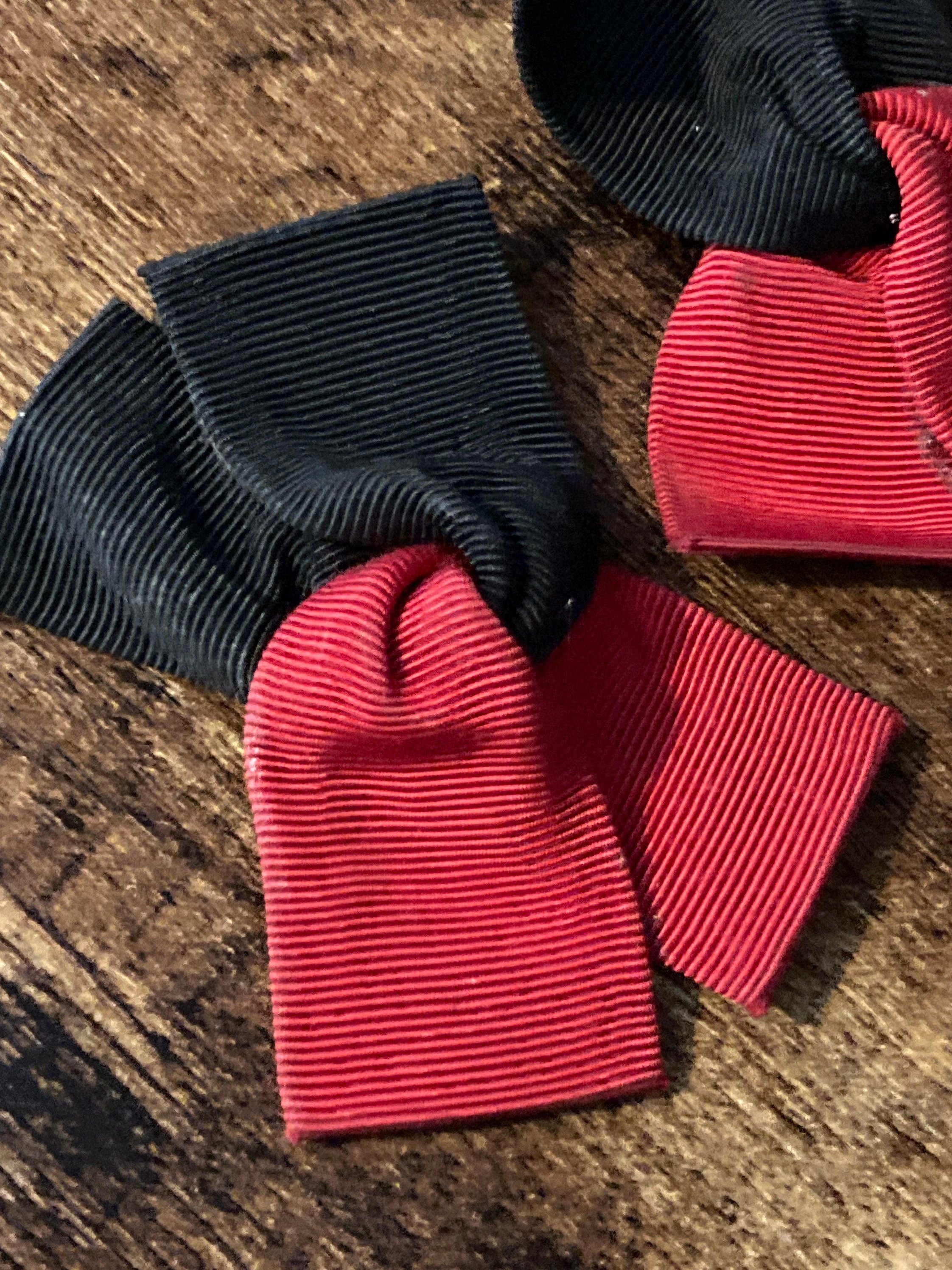 Vintage Retro Red black grosgrain pair of BOW shoe clips