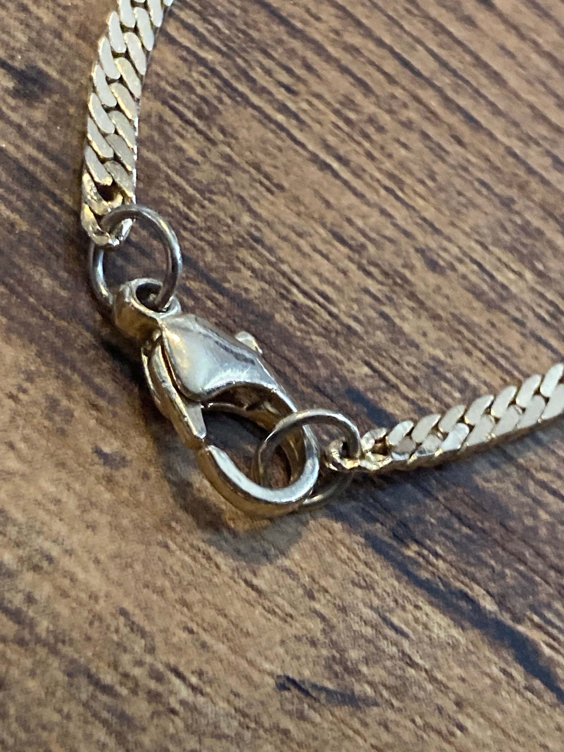 Vintage gold tone and black enamel flat chain choker necklace 50cm
