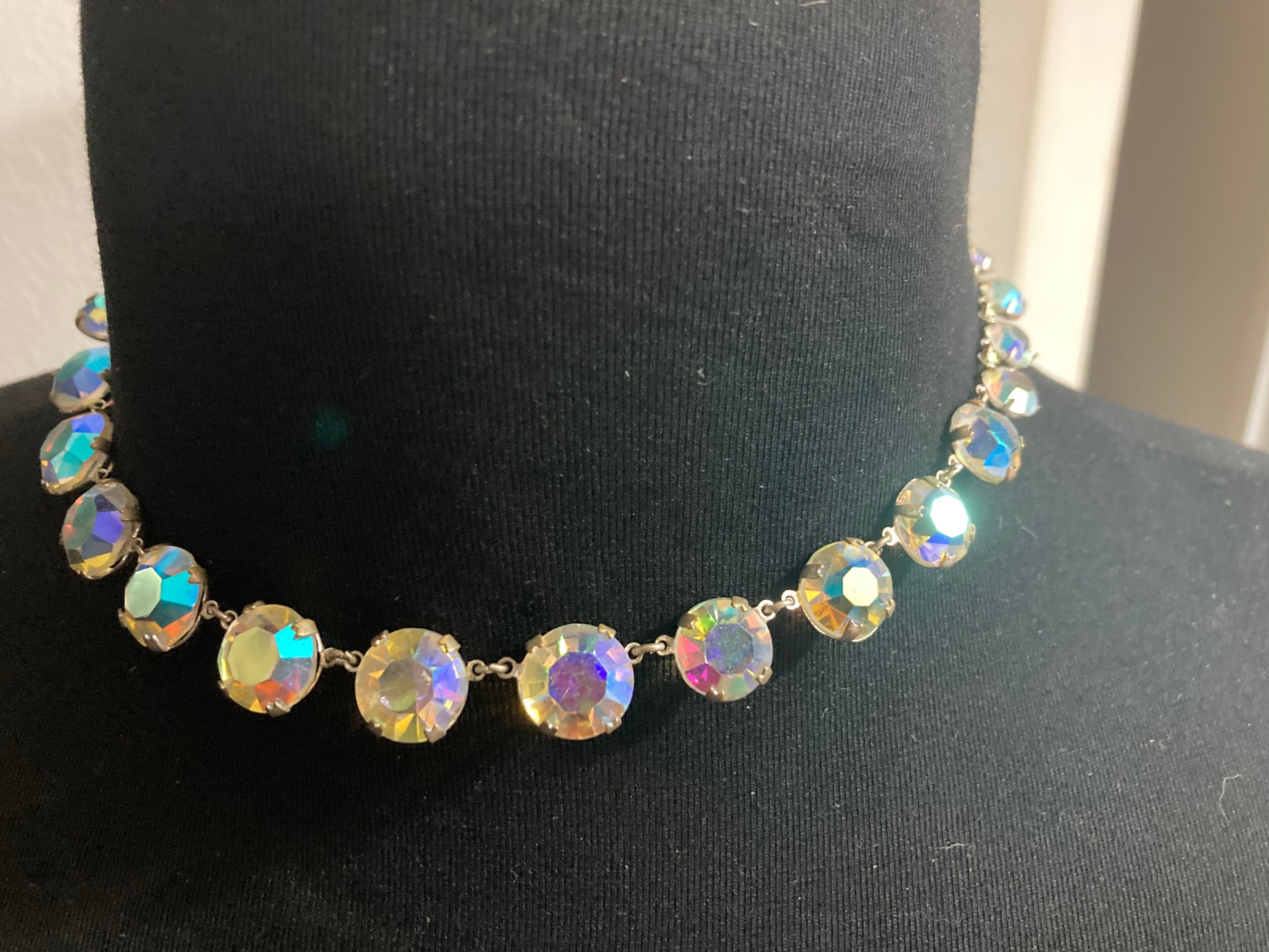 Vintage Aurora Borealis Glass Necklace: Rainbow Crystal Rivère, 1950s
