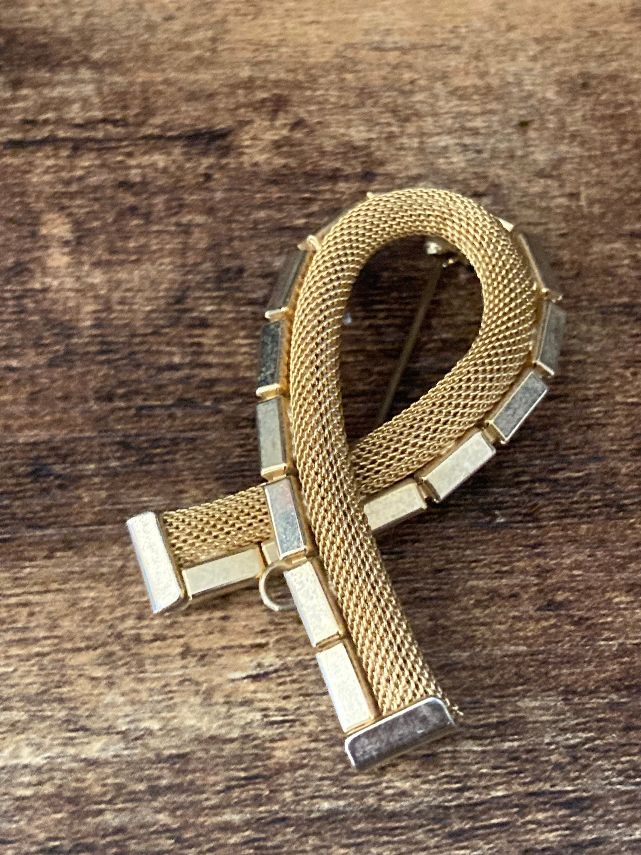 vintage gold tone mesh combination brooch and pendant large