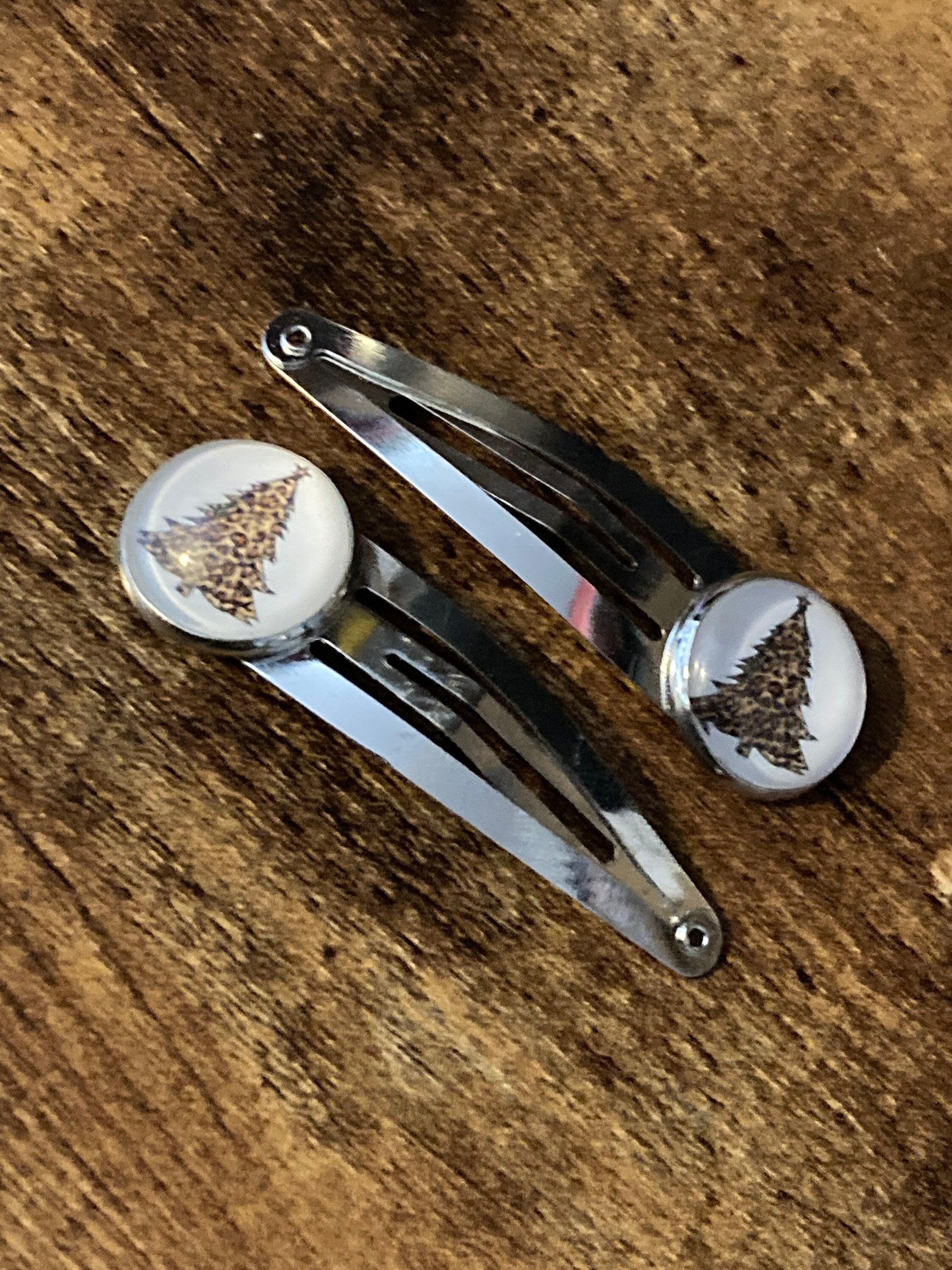 Pair of 2 silver leopard print Christmas tree hair slides