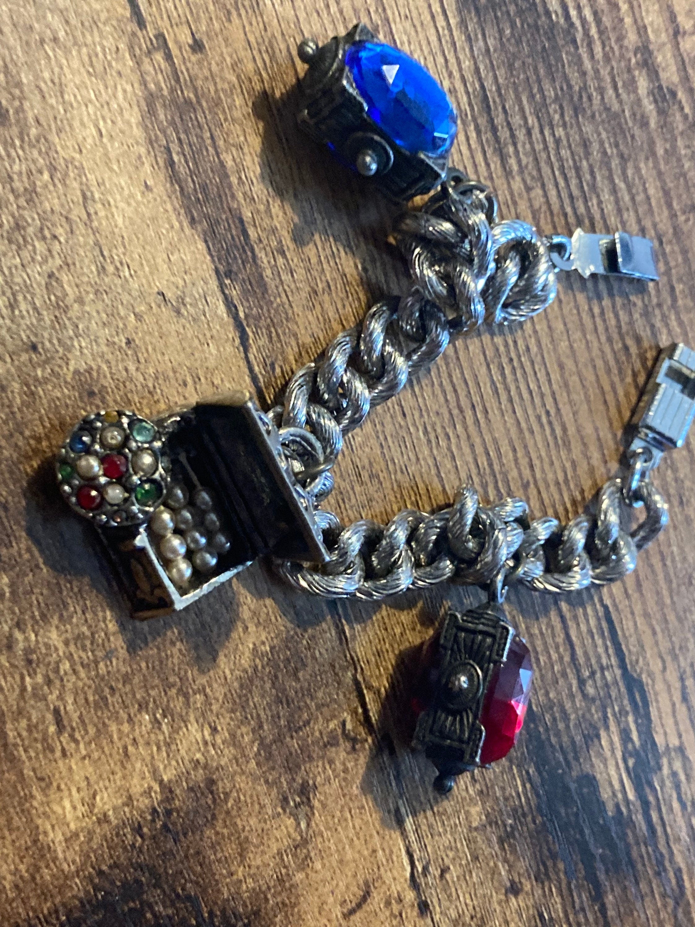 vintage 1970s Silver tone chunky charm bracelet glass cabochons