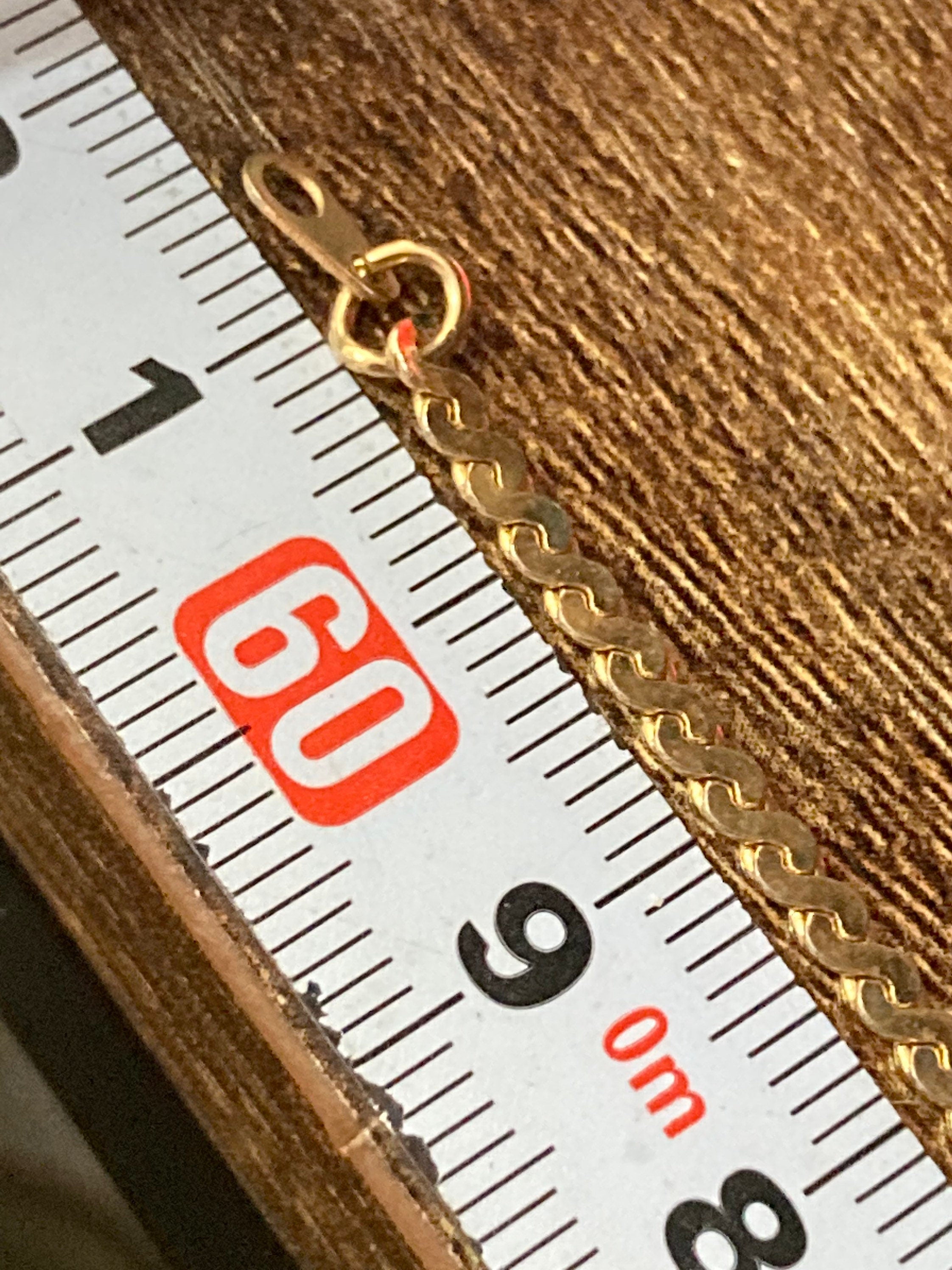 Modernist gold tone pendant necklace on 61cm chain brutalist