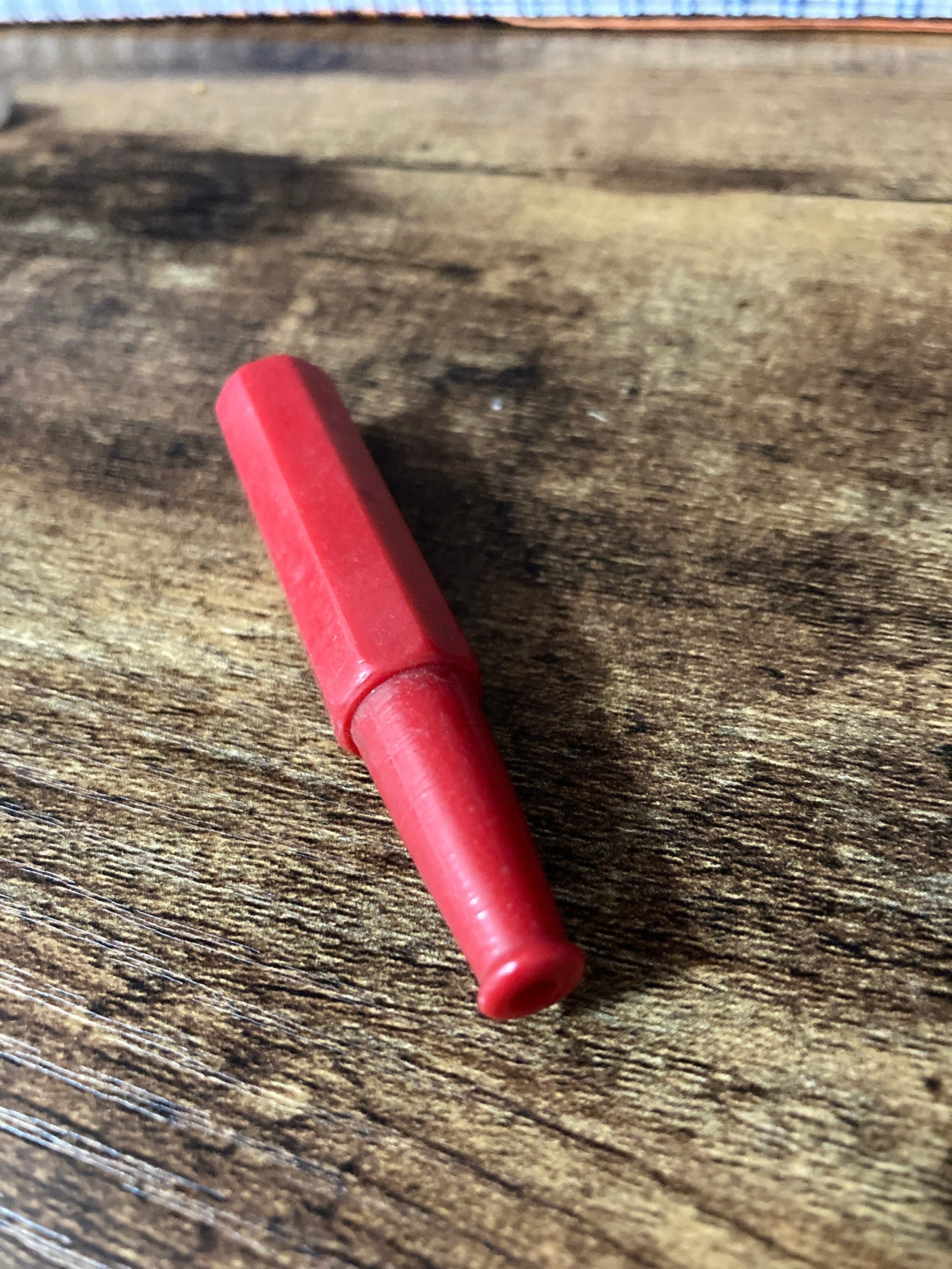 7cm long bright RED Cocktail Cigarette Holder Vintage 1920s Bakelite / early plastic