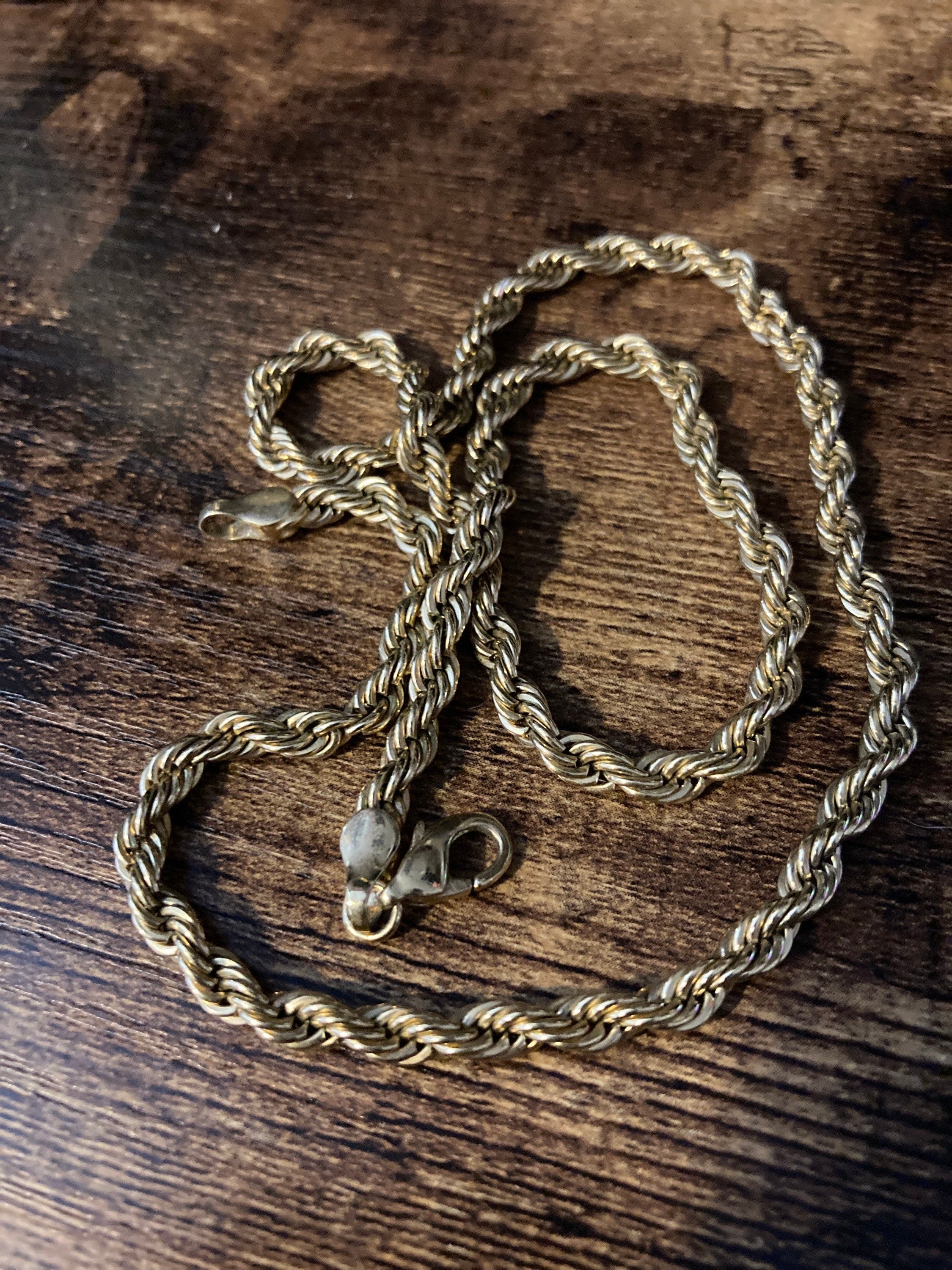 Short choker length plain gold tone twisted rope chain necklace 45cm