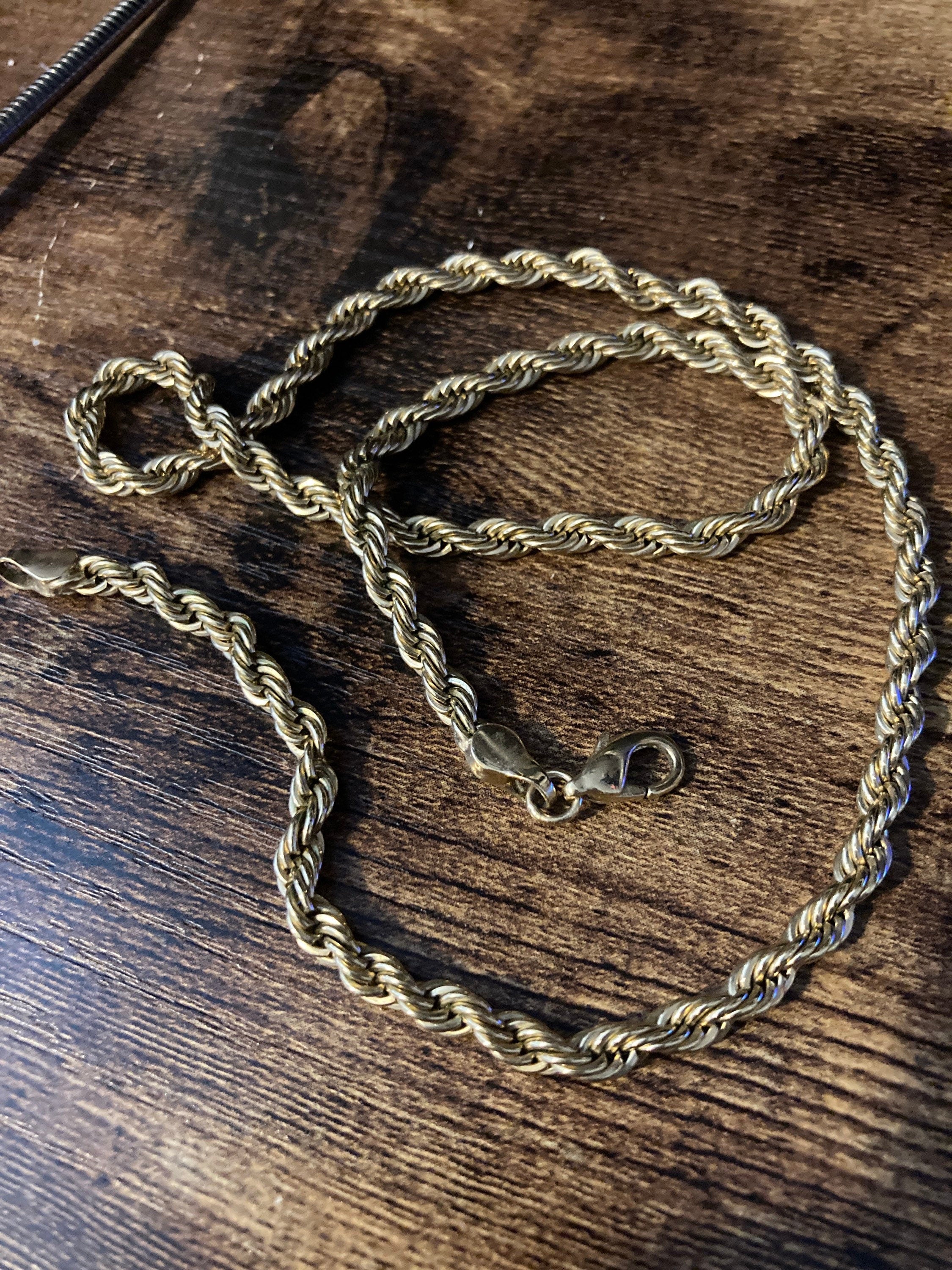 Short choker length plain gold tone twisted rope chain necklace 45cm