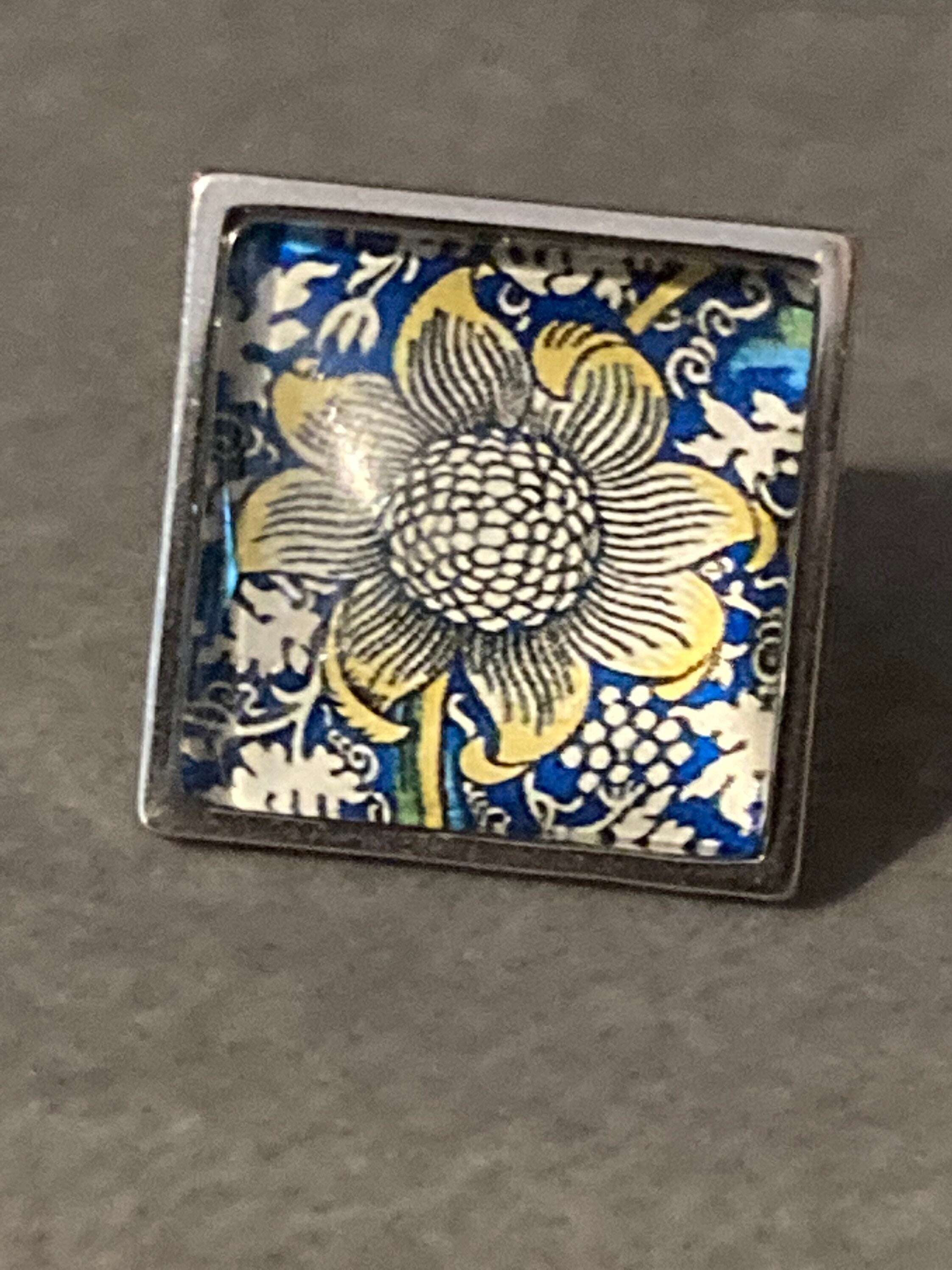 William Morris ring blue Sunflower design square glass cabochon adjustable size N O P Q R S