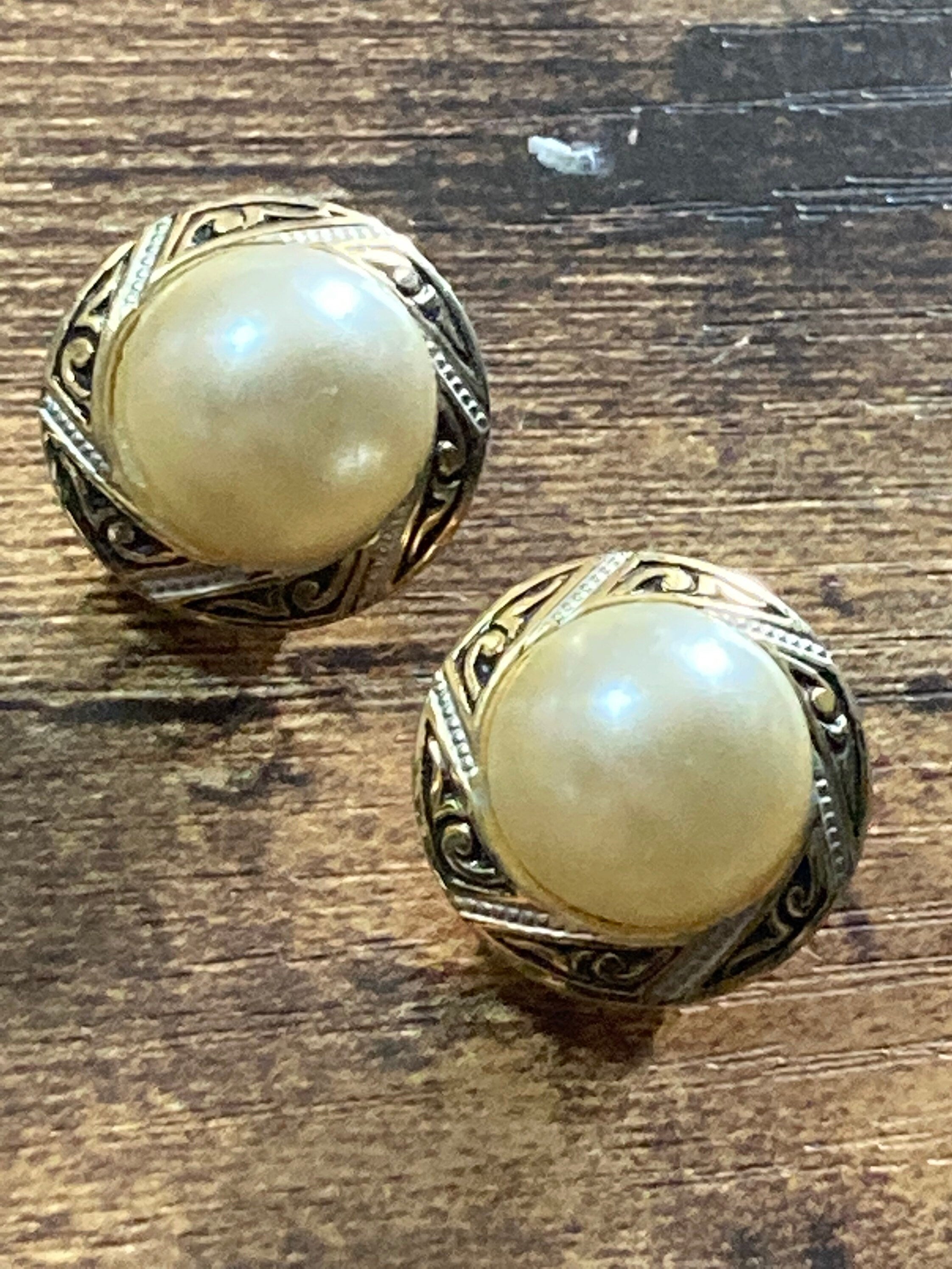 Small gold tone round damascene Toledo clip on faux pearl Stud button earrings 1980s