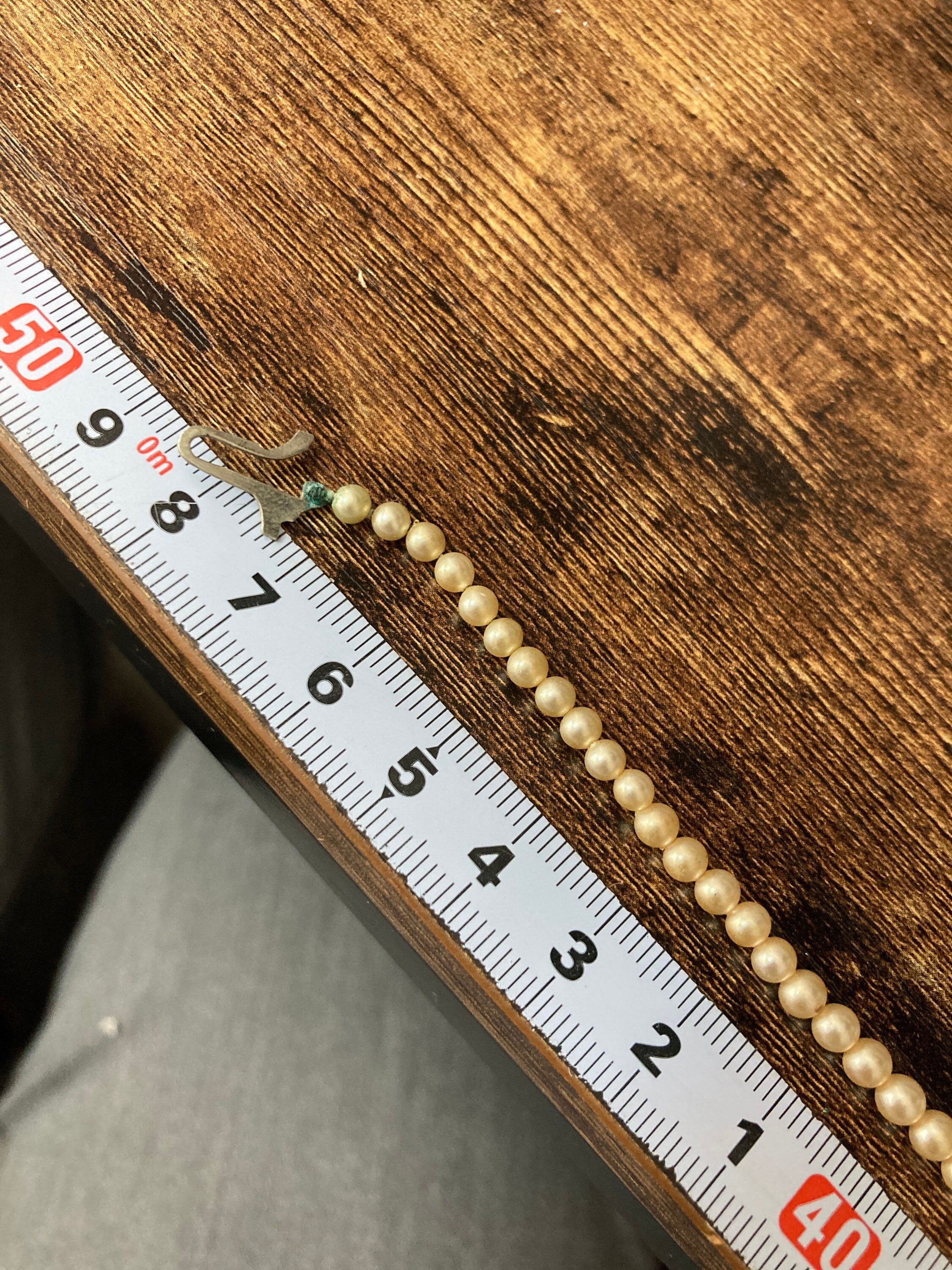 vintage single strand cream glass pearl necklace with ornate 925 sterling silver clasp 47cm
