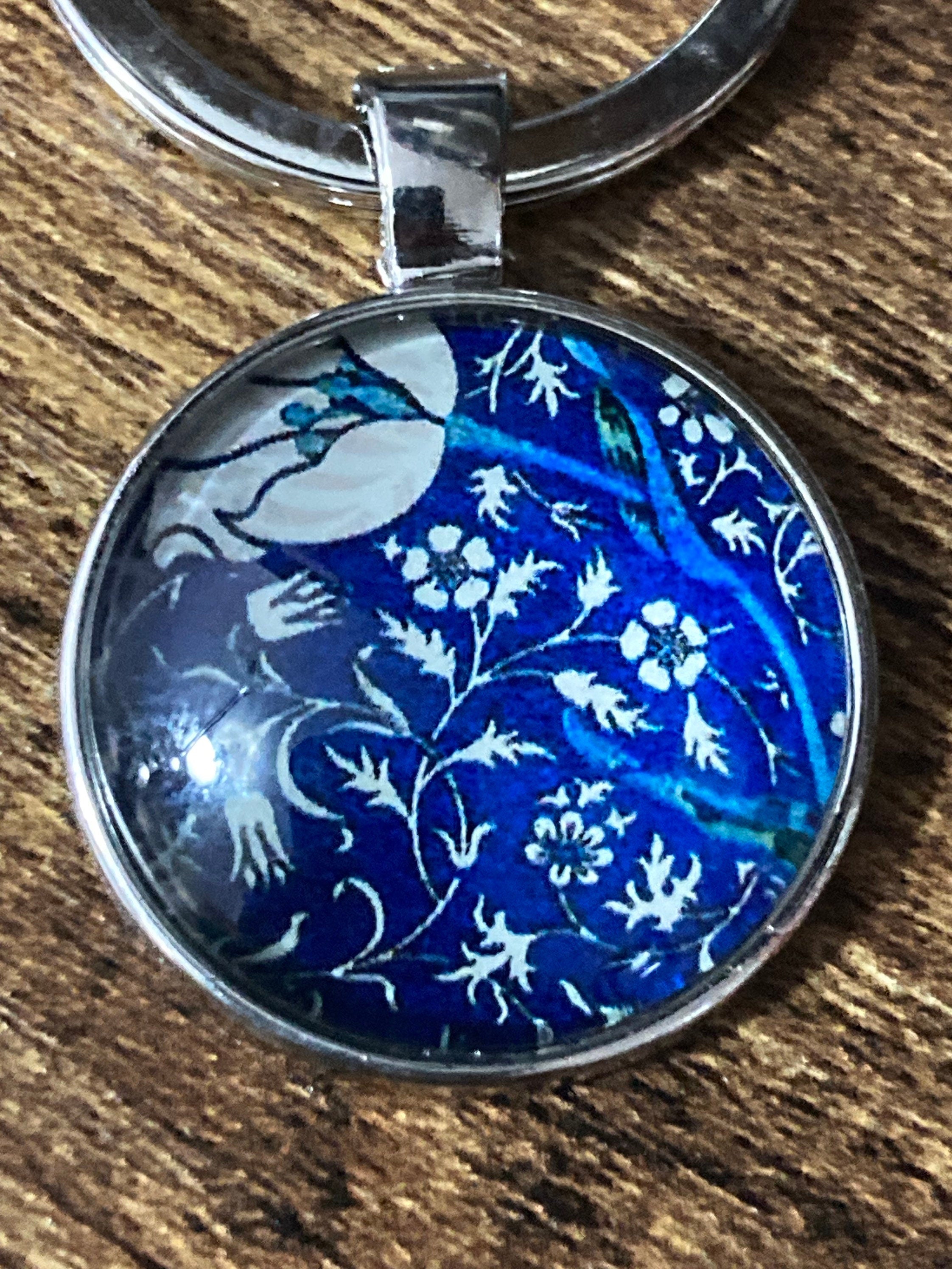 William Morris tulip print glass cabochon keyring silver tone blue