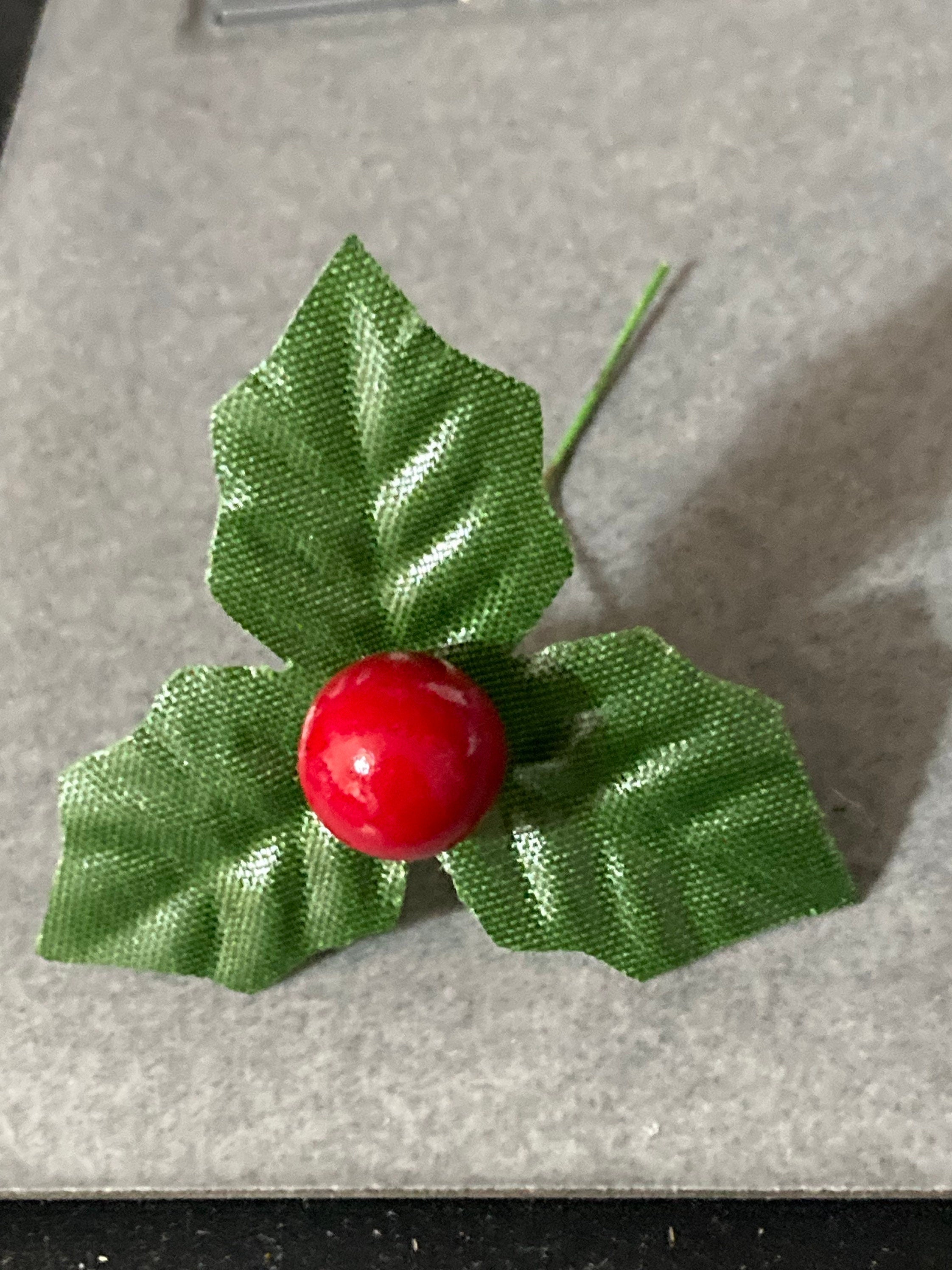 6 x New holly and berry cake toppers red green wired