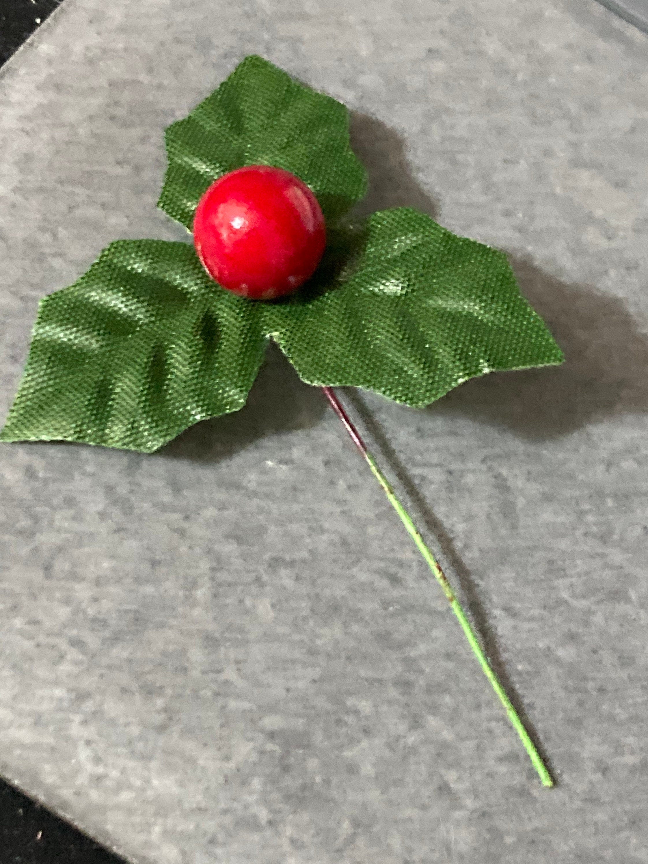 6 x New holly and berry cake toppers red green wired