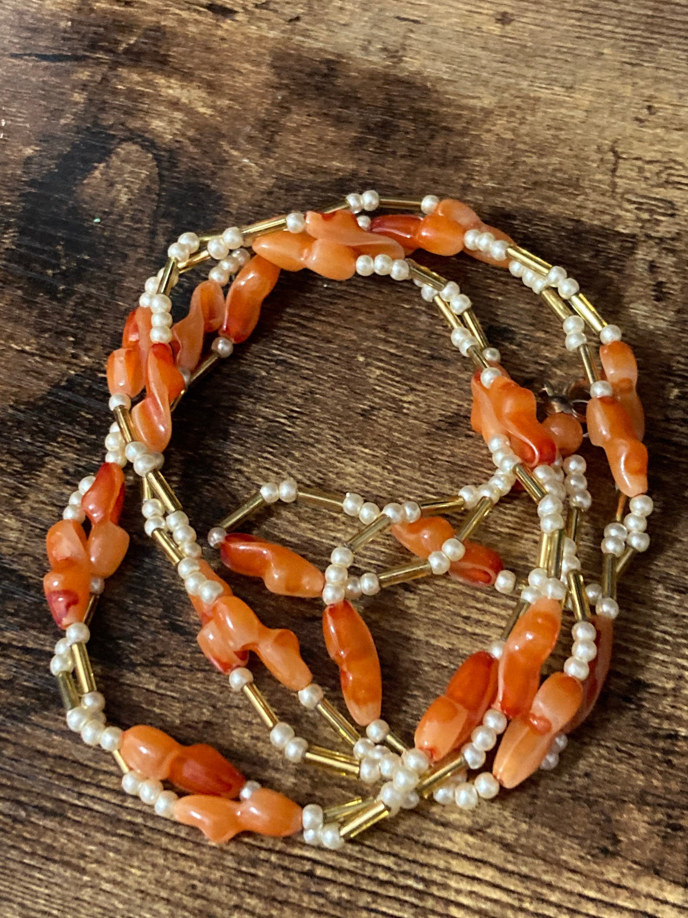 gold tone faux Pearl orange plastic beaded mid length link station necklace 62cm long