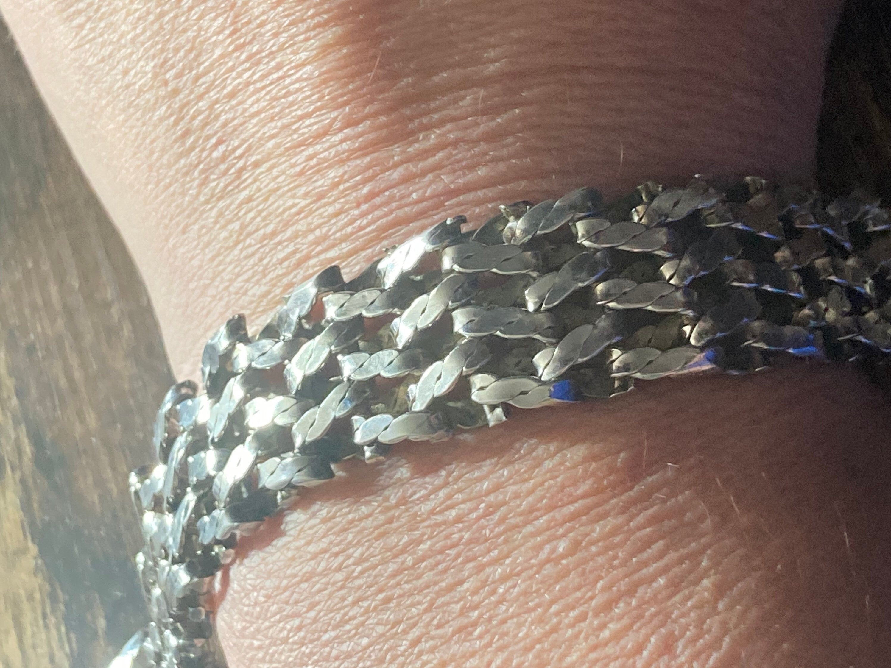1975 Sterling silver gate bracelet 18cm x 18mm wide 42.6gms London PM hallmarked