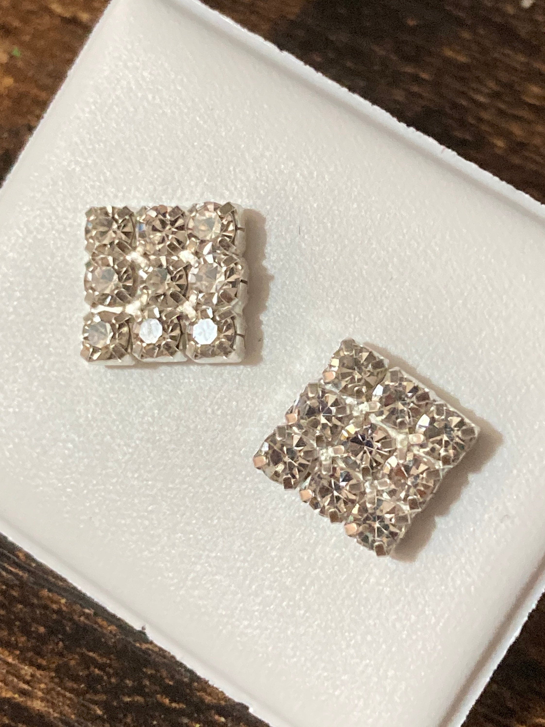 Plain square 8mm clear crystal diamanté stud earrings silver plated Very sparkly