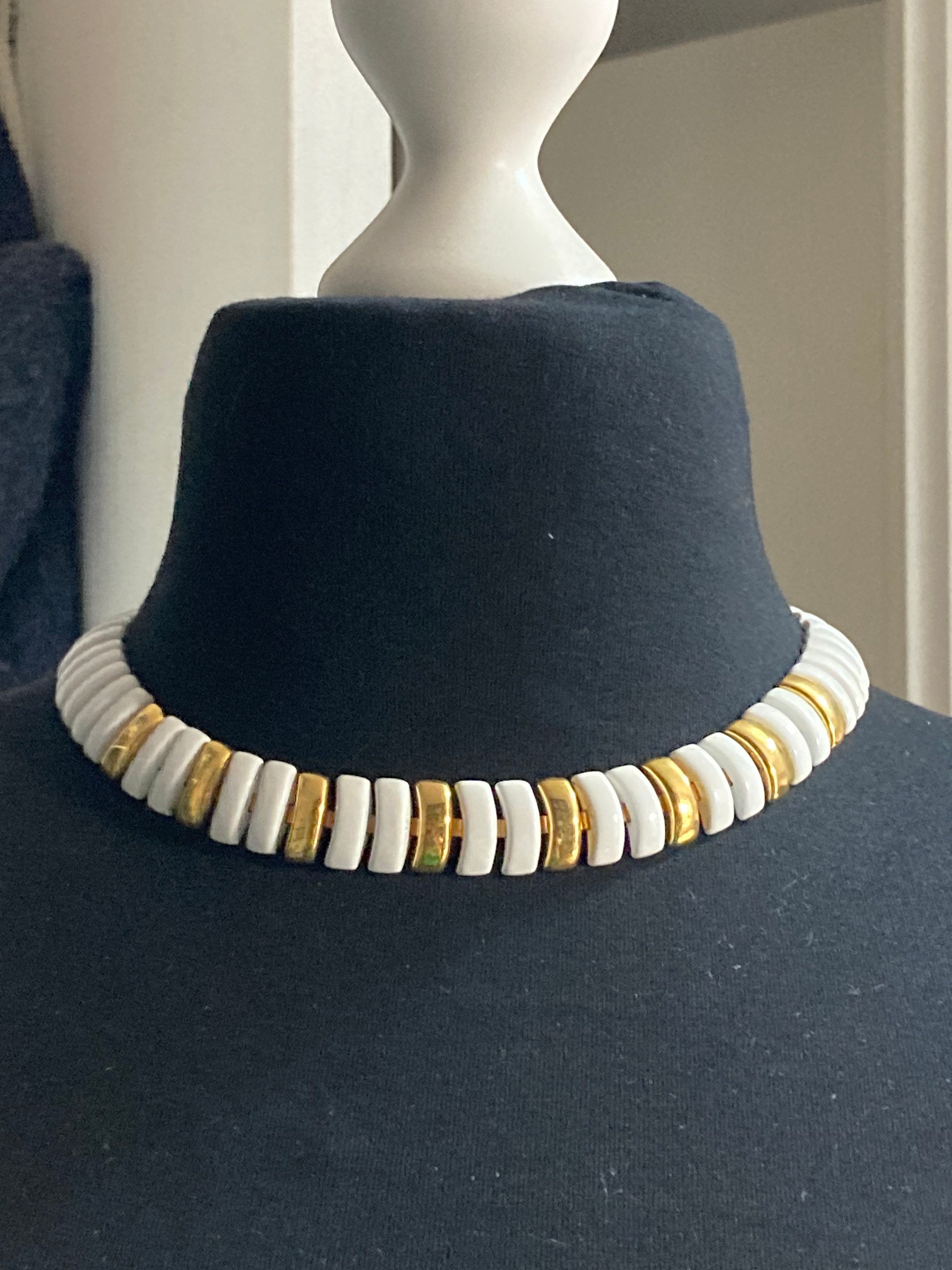Signed NAPIER designer White Enamel gold tone panel link wide Choker necklace