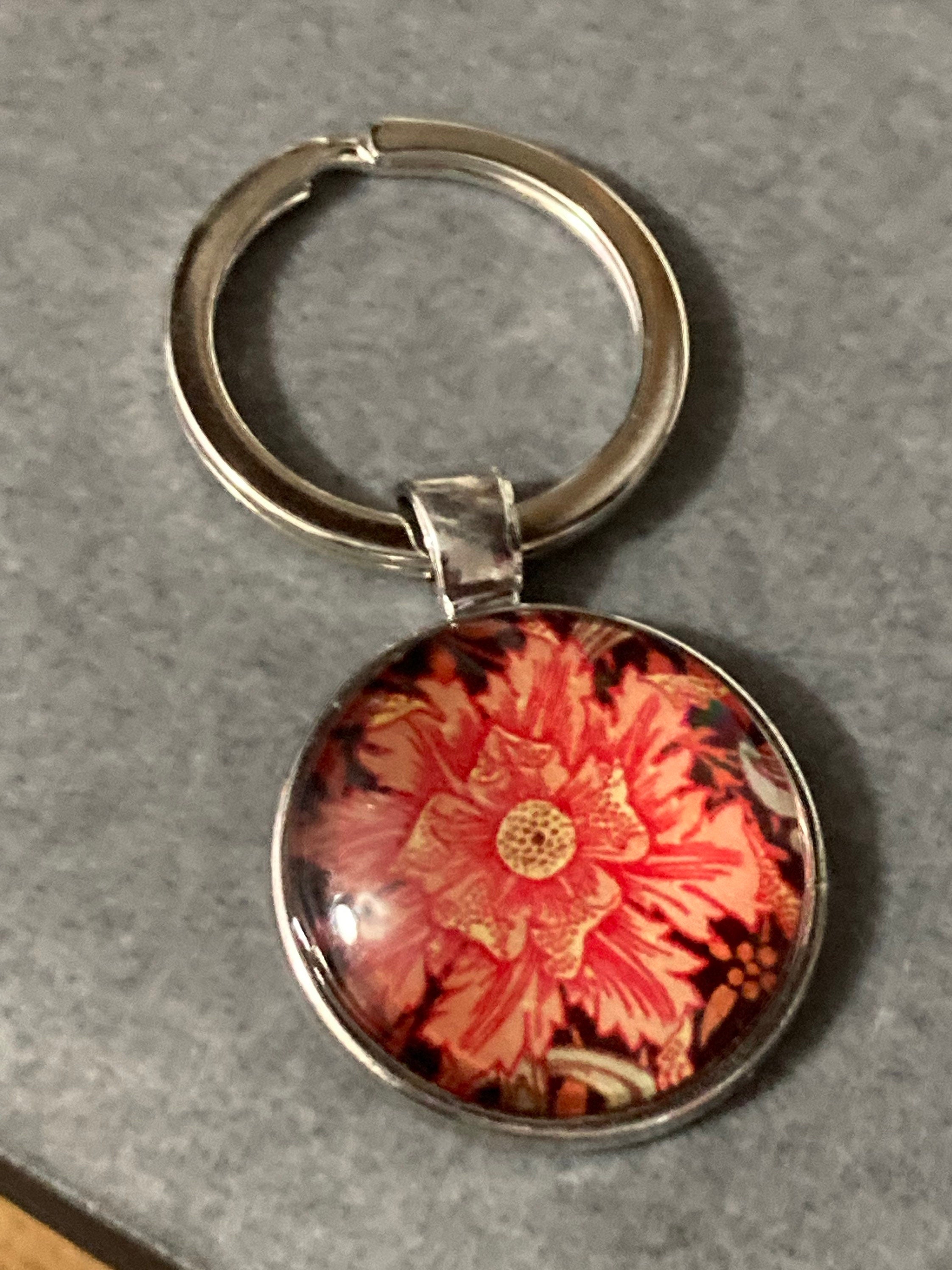William Morris print keyring silver tone art nouveau