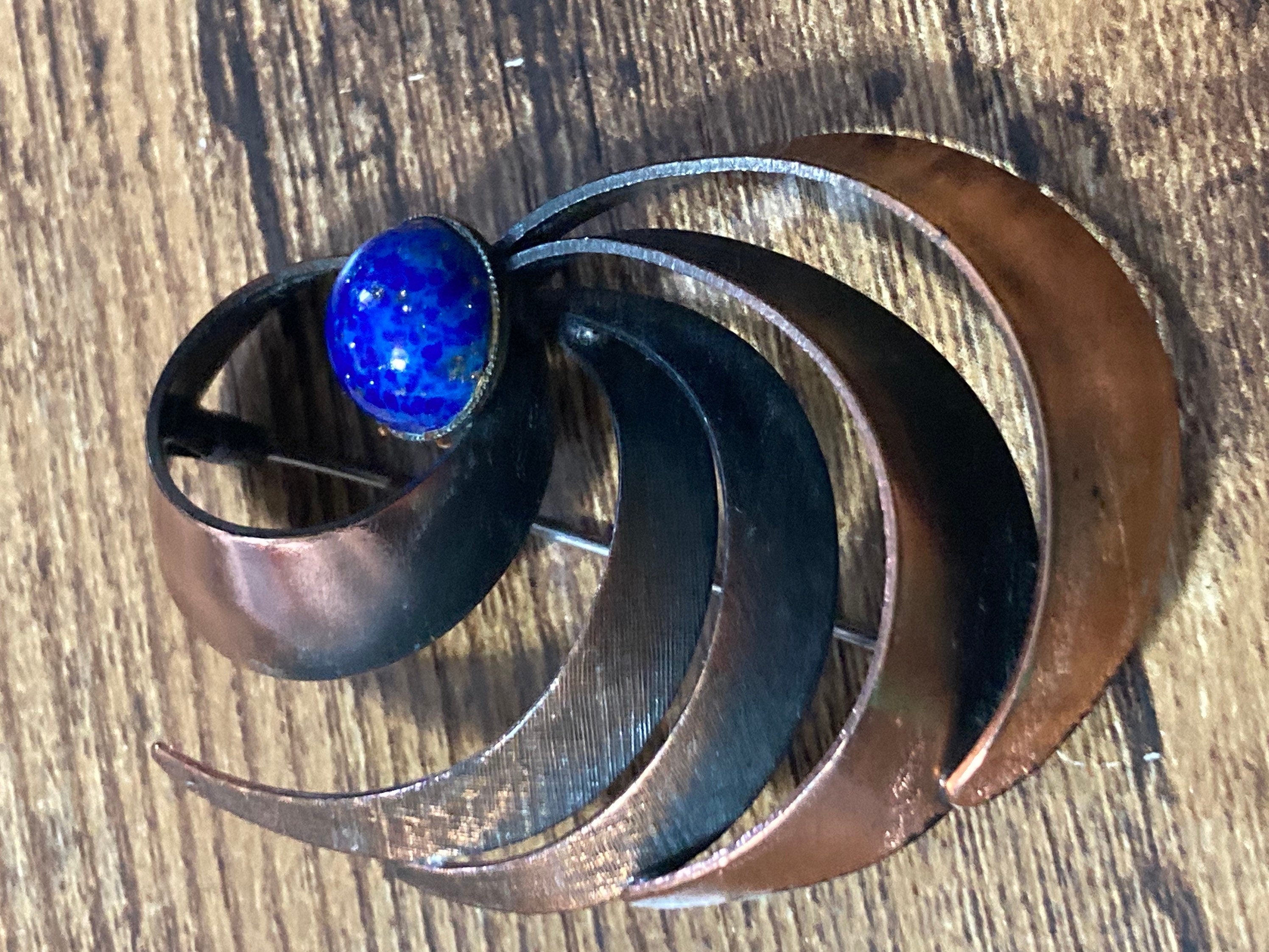 Vintage copper faux Lapis Lazuli brooch with roll clasp 1960s