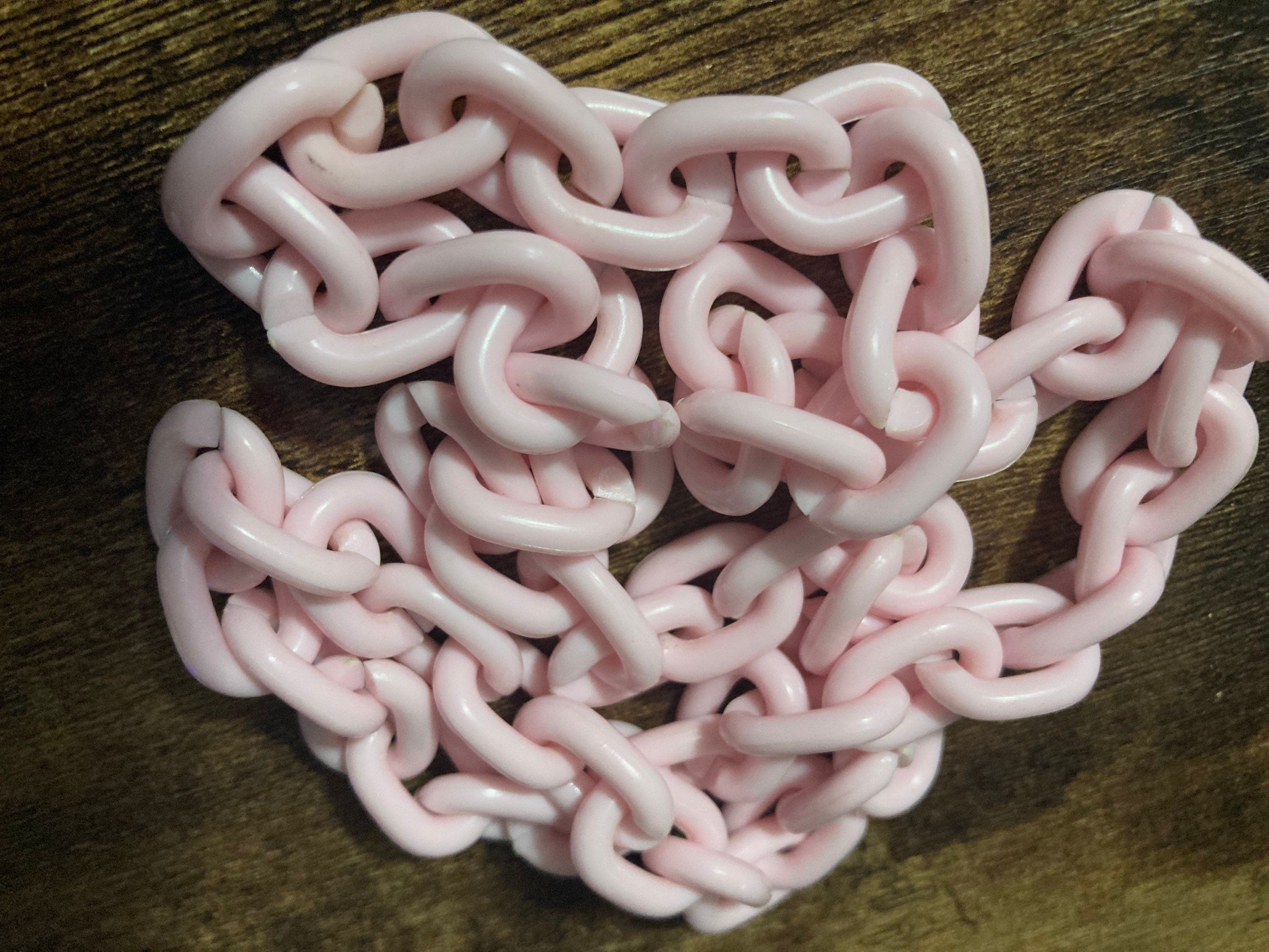 Funky baby pink 2cm linked plastic chain link necklace 66cm