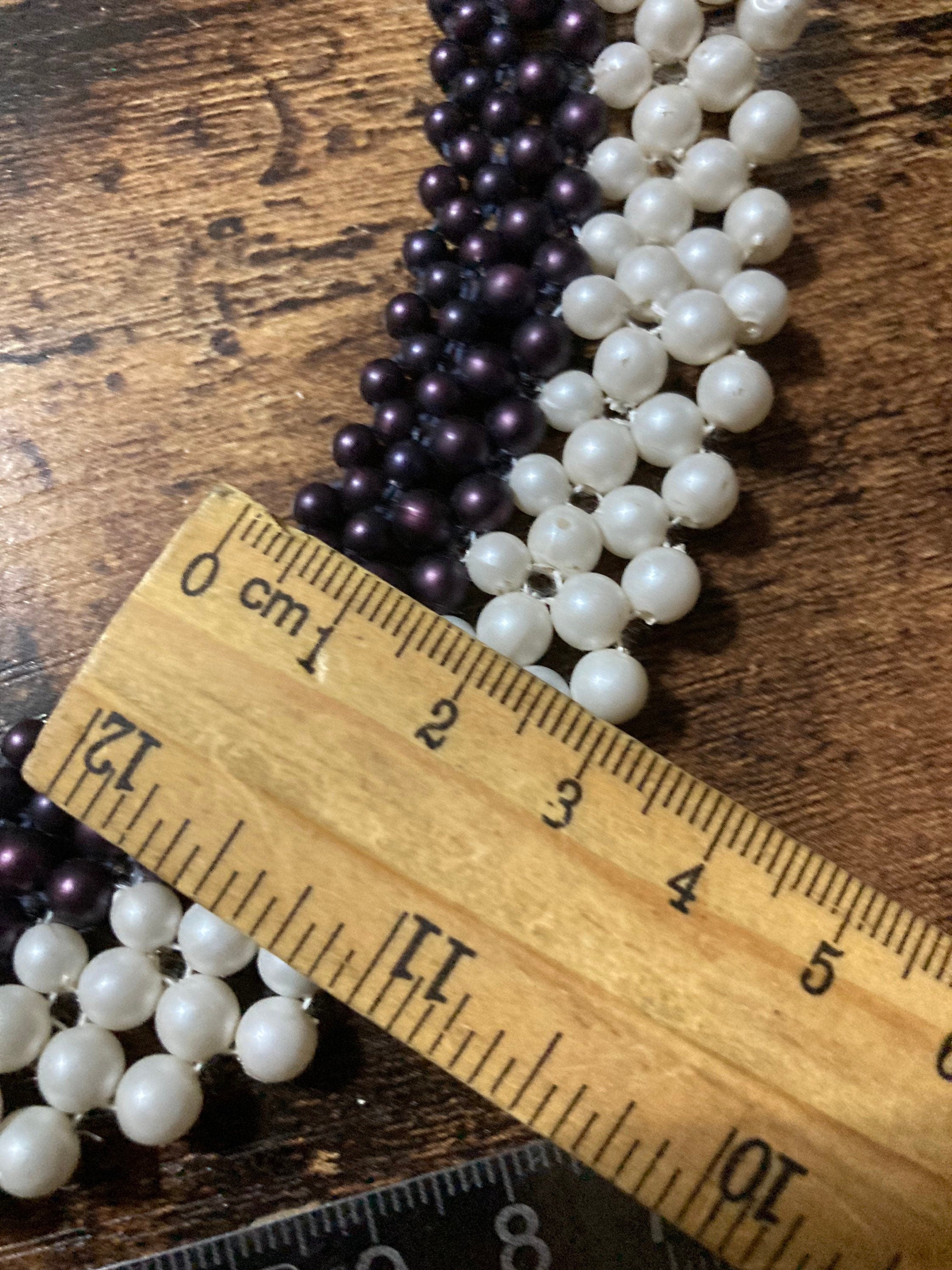 Navy Blue and White faux pearl choker 1950s 45cm