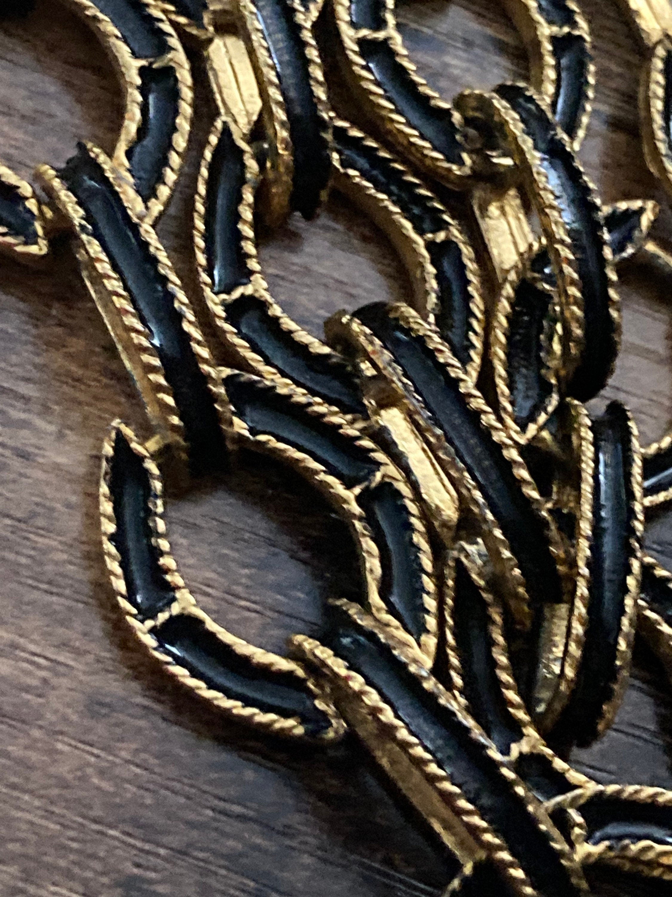 Vintage black long enamel chain link gold tone necklace 85cm heavy