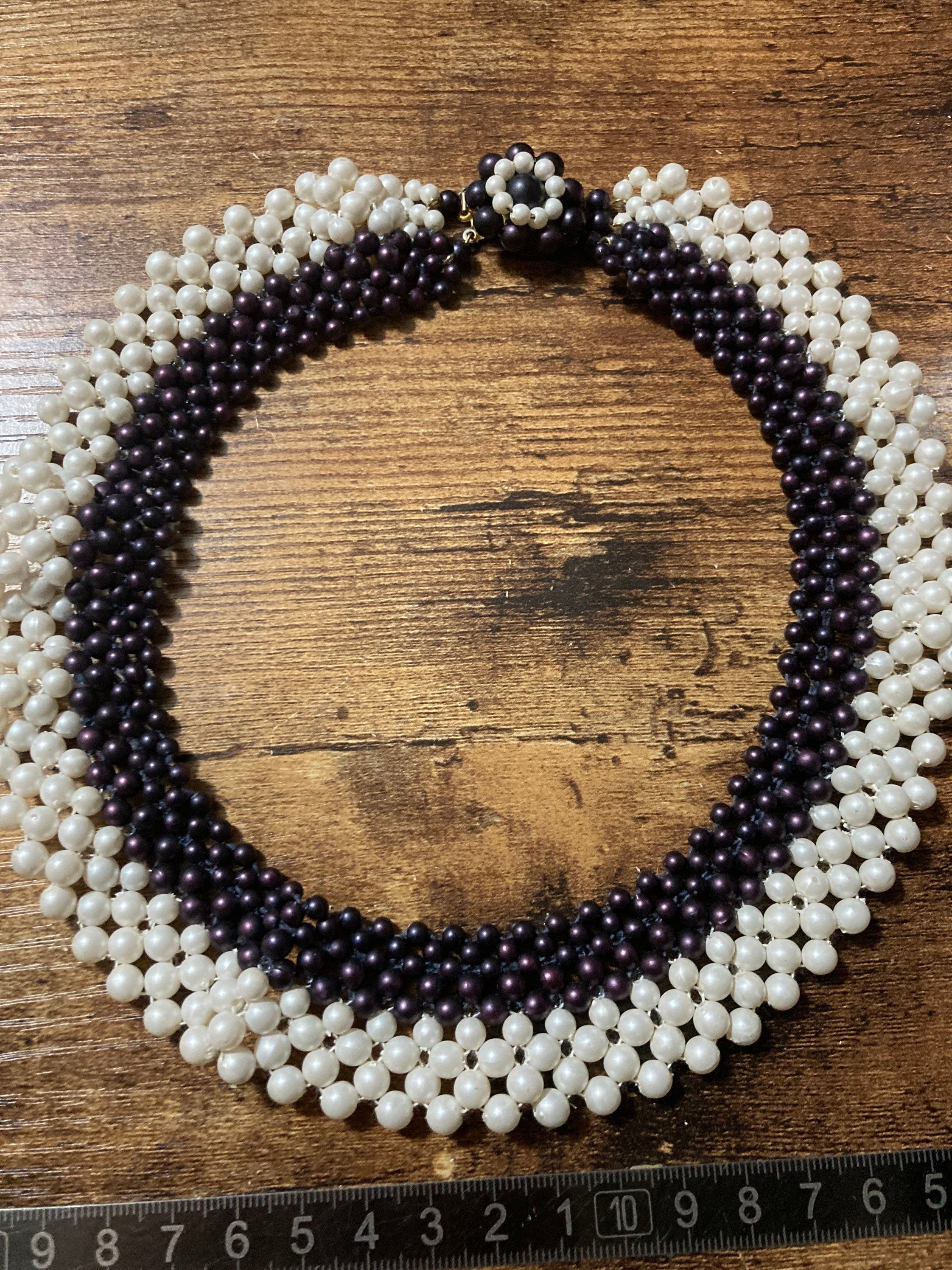 Navy Blue and White faux pearl choker 1950s 45cm