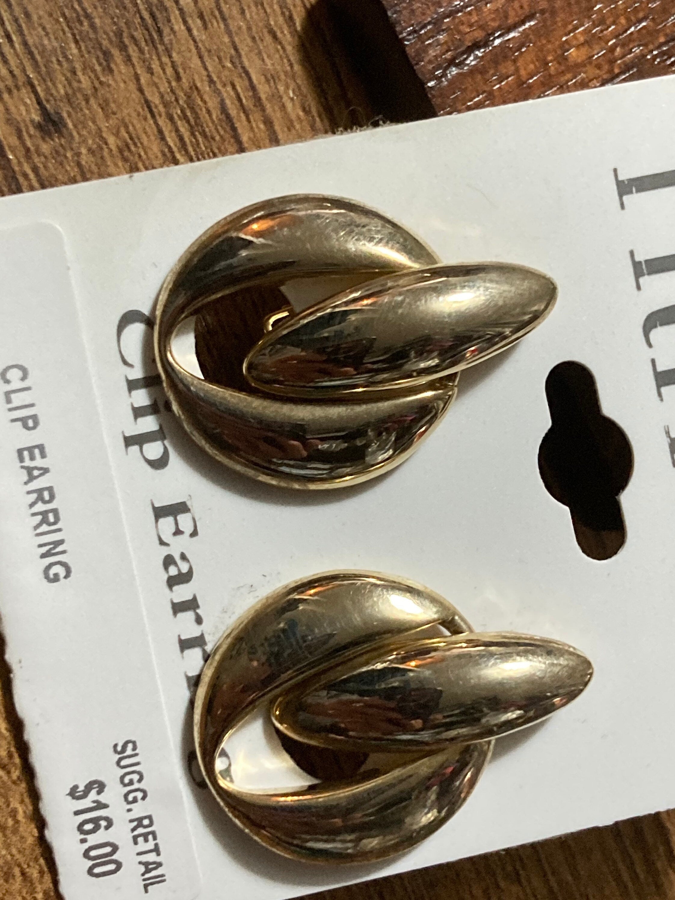Trifari 1980s gold tone clip on earrings door knocker unsigned