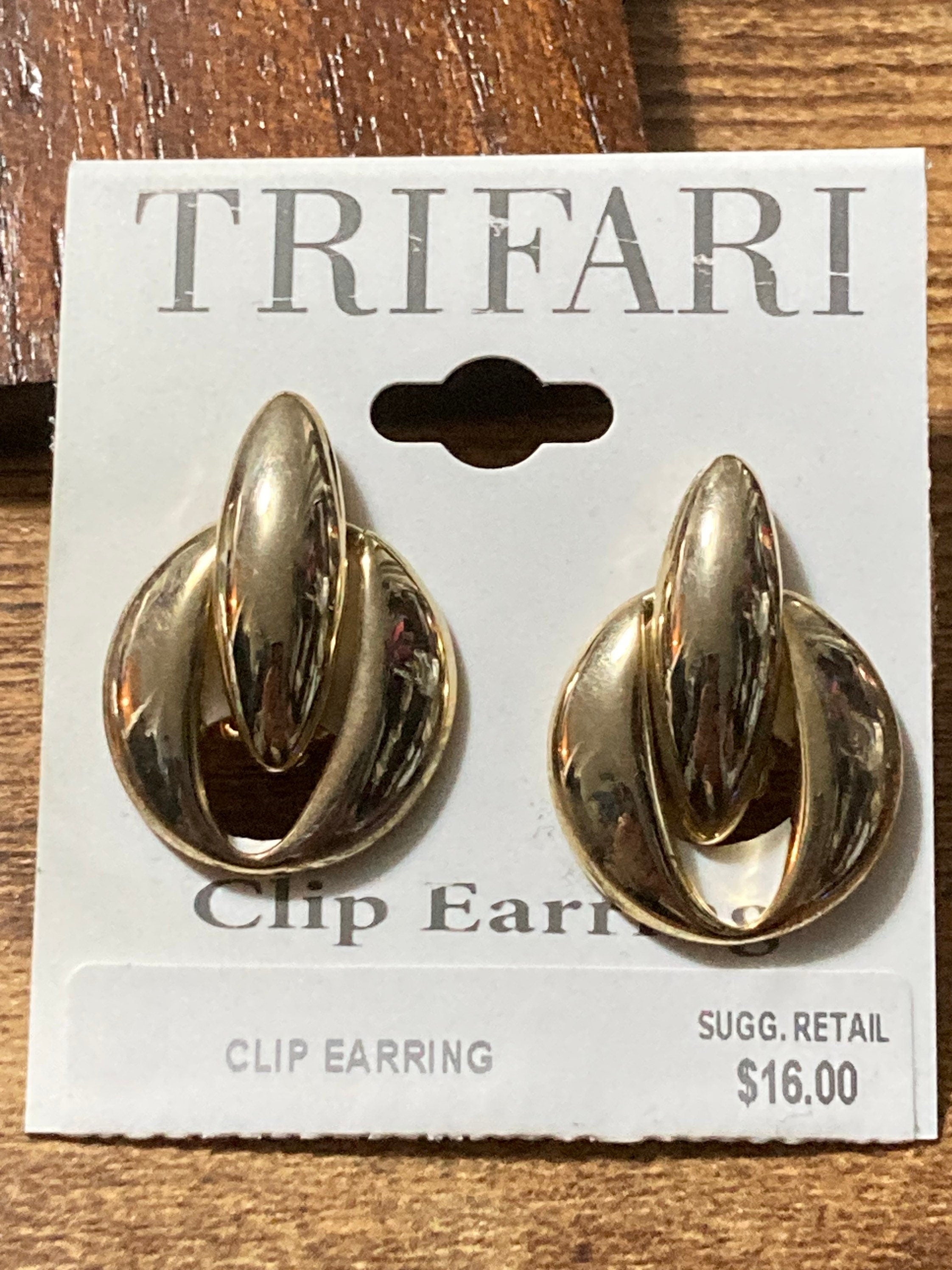 Trifari 1980s gold tone clip on earrings door knocker unsigned