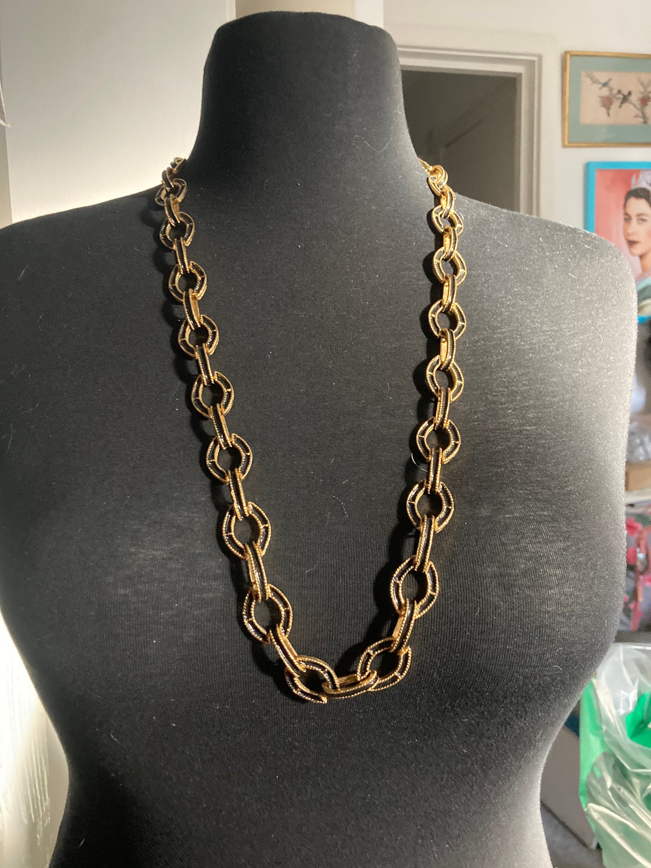 Vintage black long enamel chain link gold tone necklace 85cm heavy