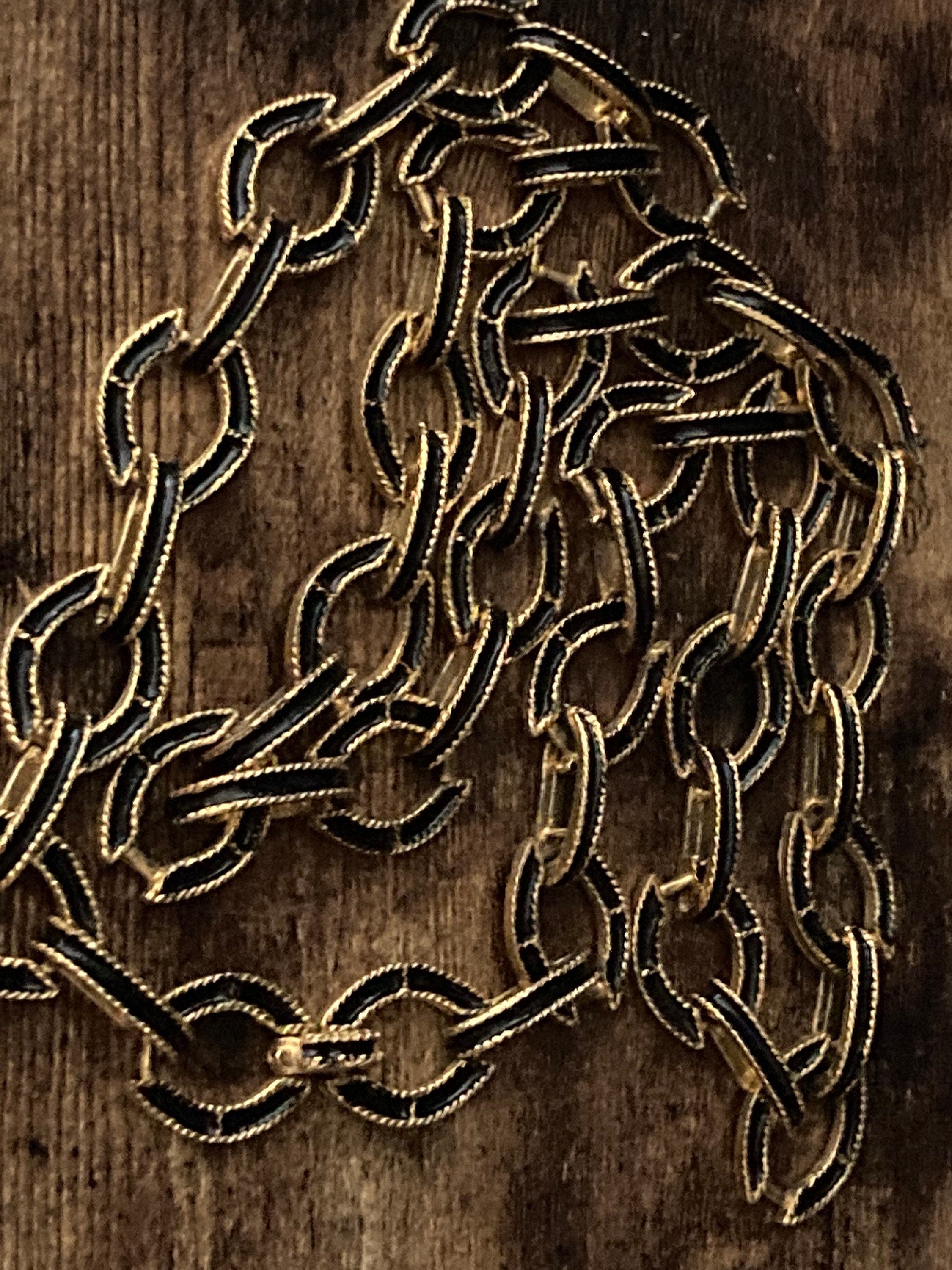 Vintage black long enamel chain link gold tone necklace 85cm heavy