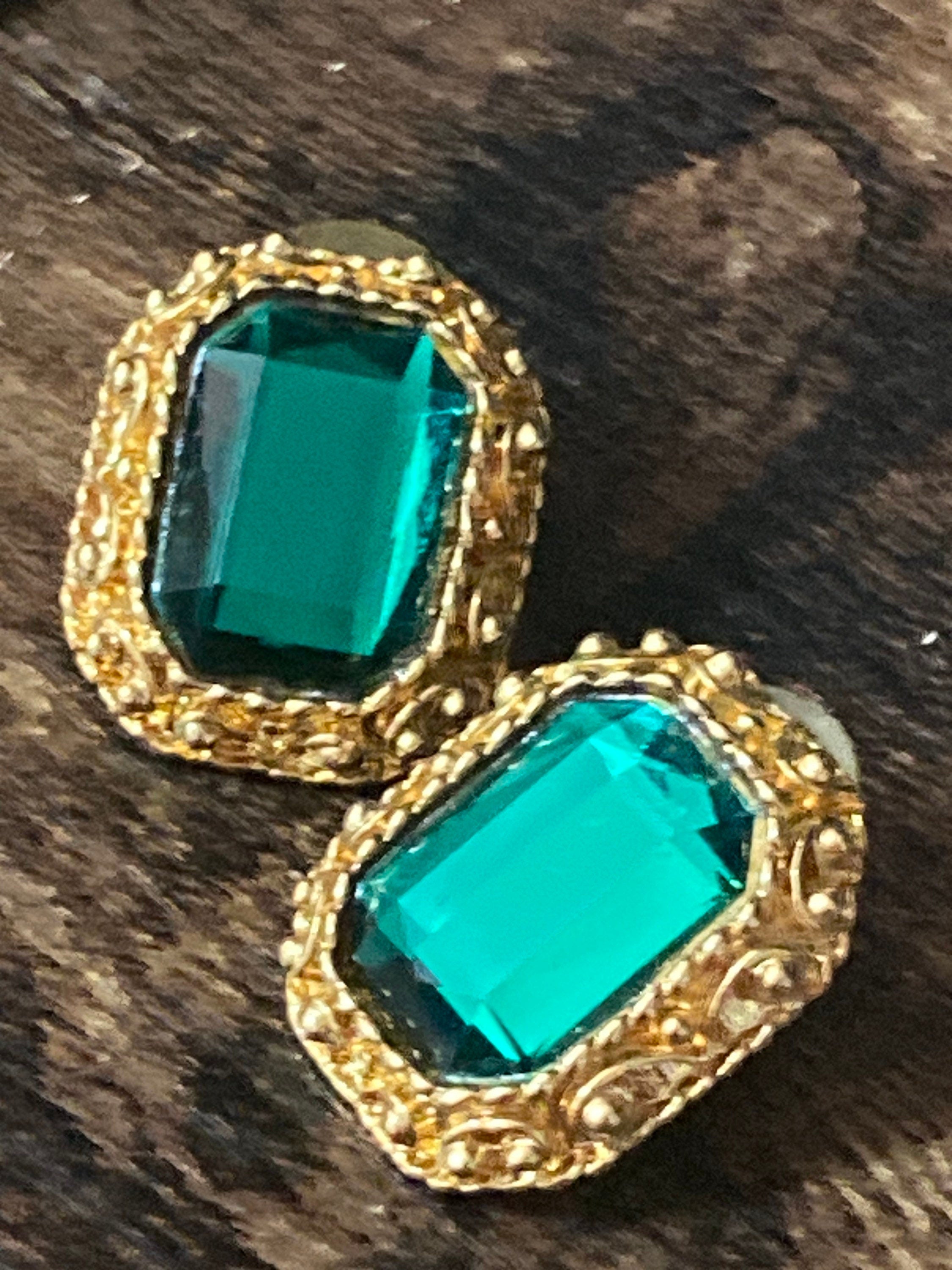 Oversized Emerald green glass Rhinestone large stud pierced Earrings