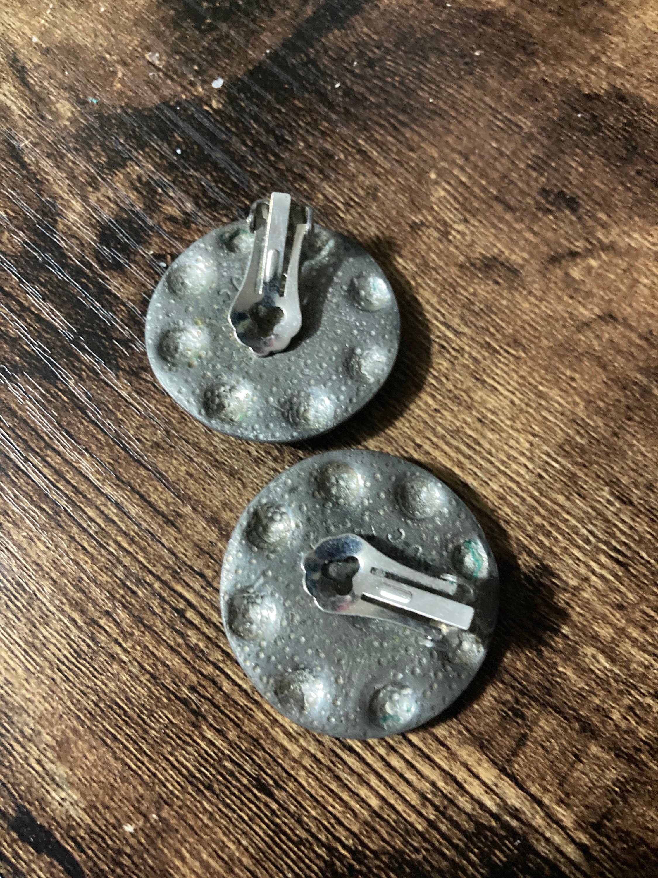 Signed SJC large pewter round modernist clip on earrings arts and crafts